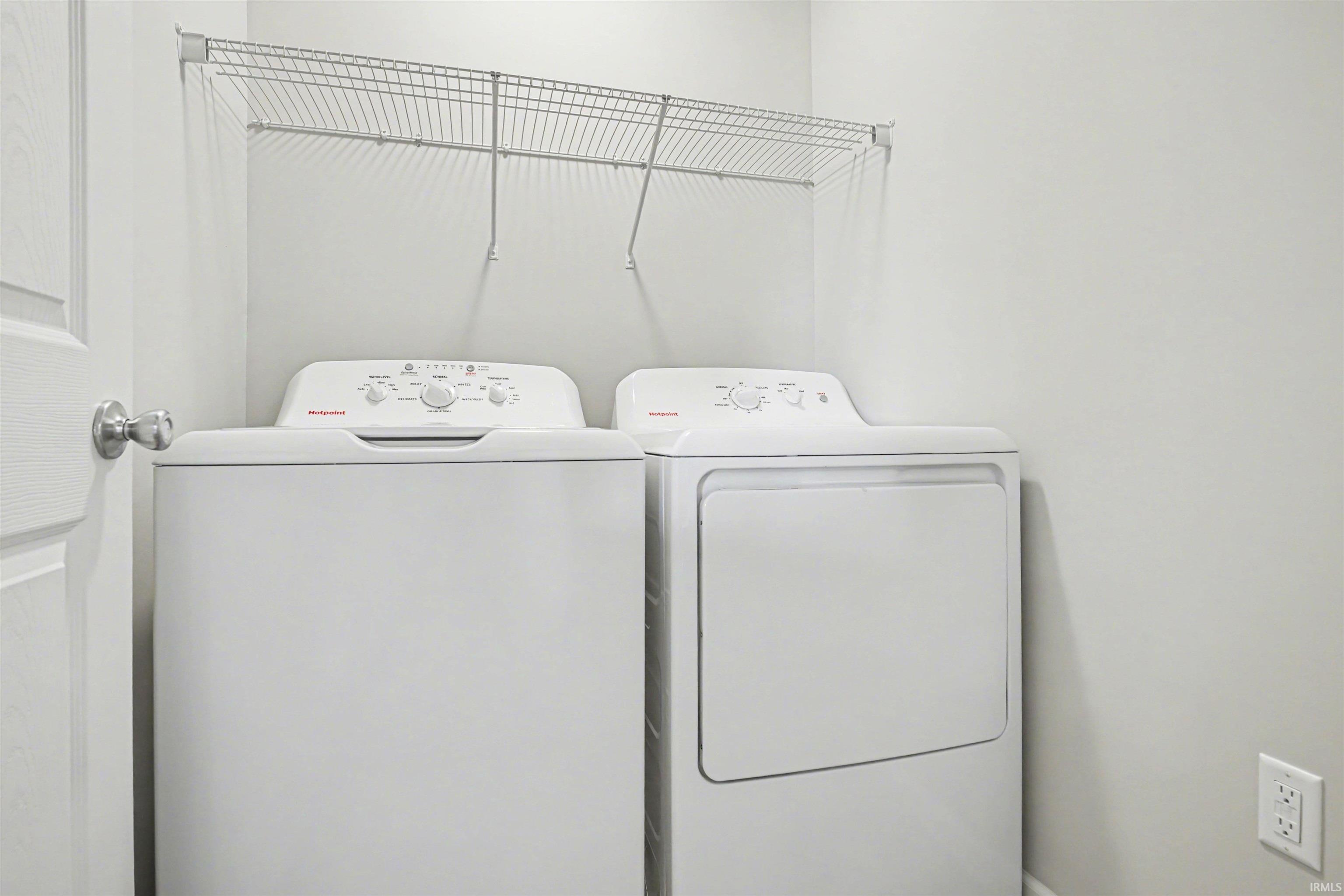 The washer & dryer are included!