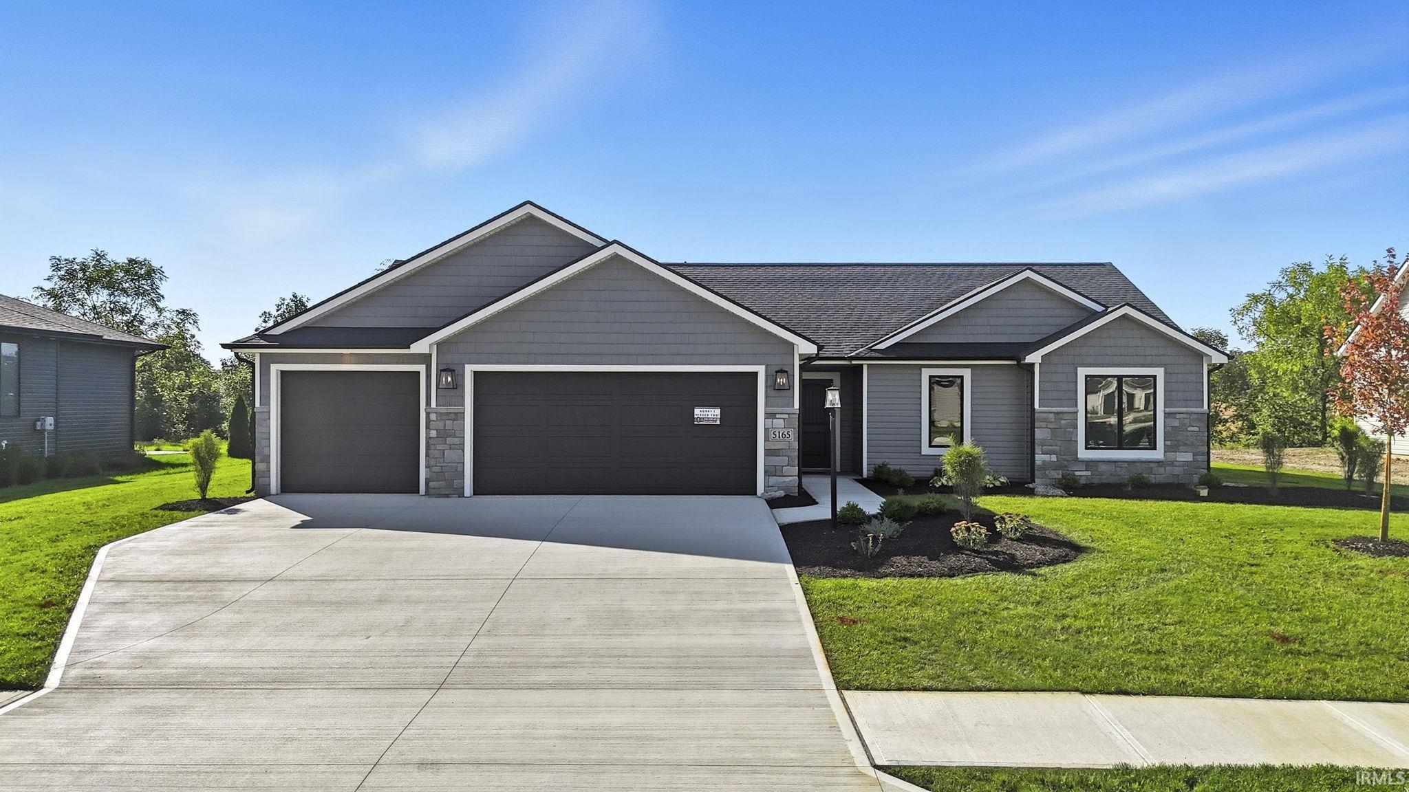 Photo 2 of 5165 Greyson Heights Drive