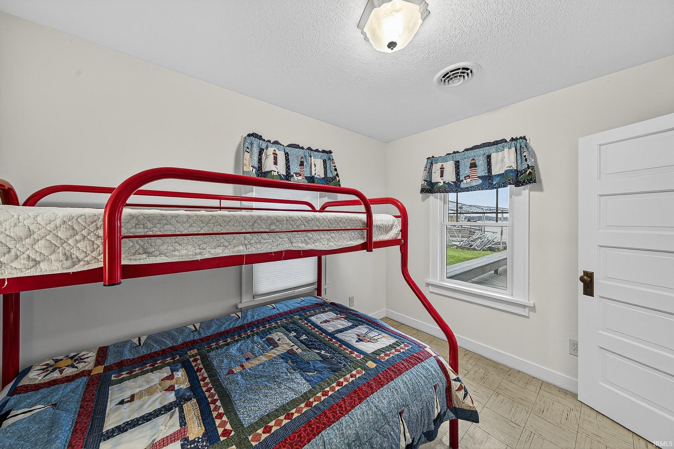 Photo 24 of 17 EMS T42B LN