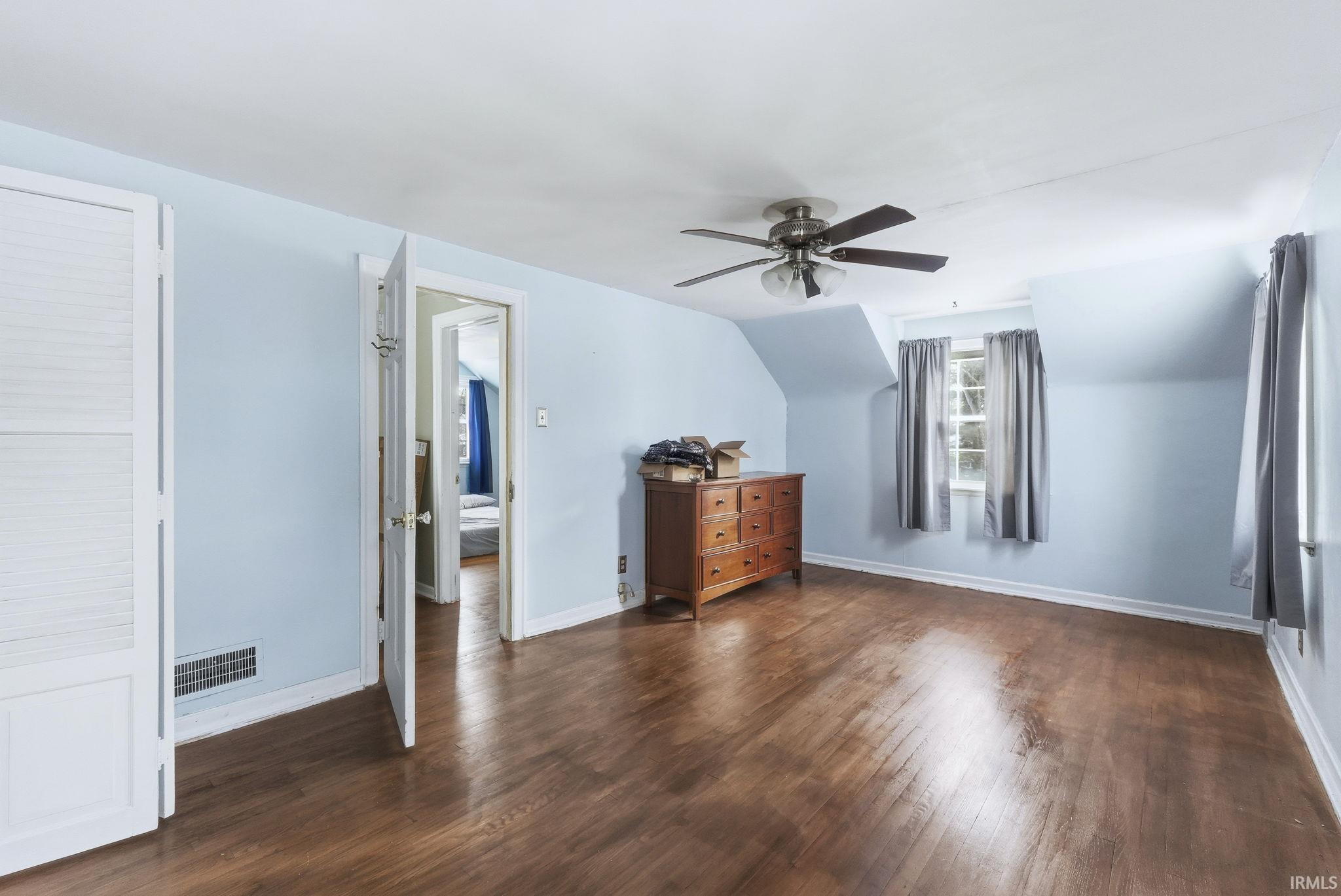 Photo 14 of 208 W Fleming Avenue