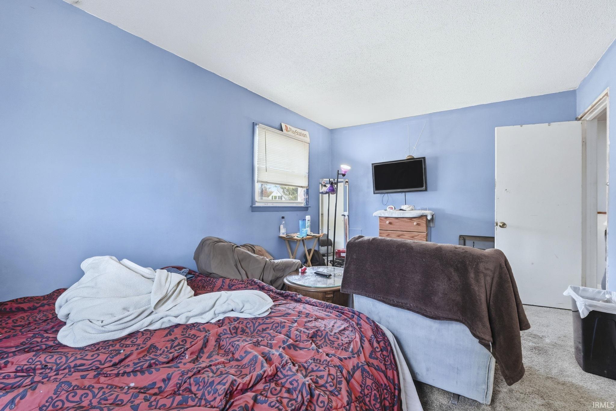 Photo 11 of 1922 Legoma Drive