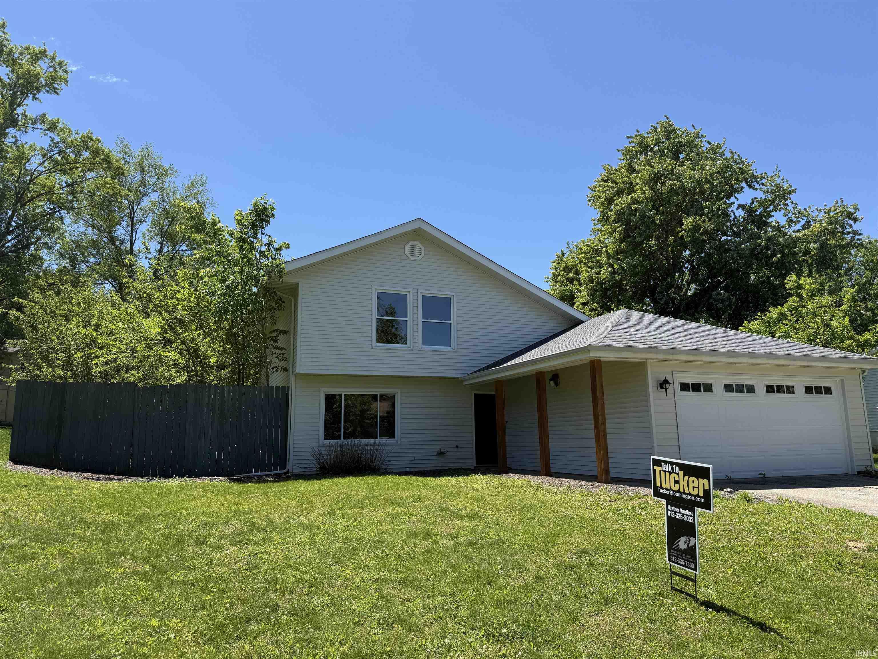 1st image of 802 E Allendale Dr, Bloomington, IN 47401 | MLS# 202548140