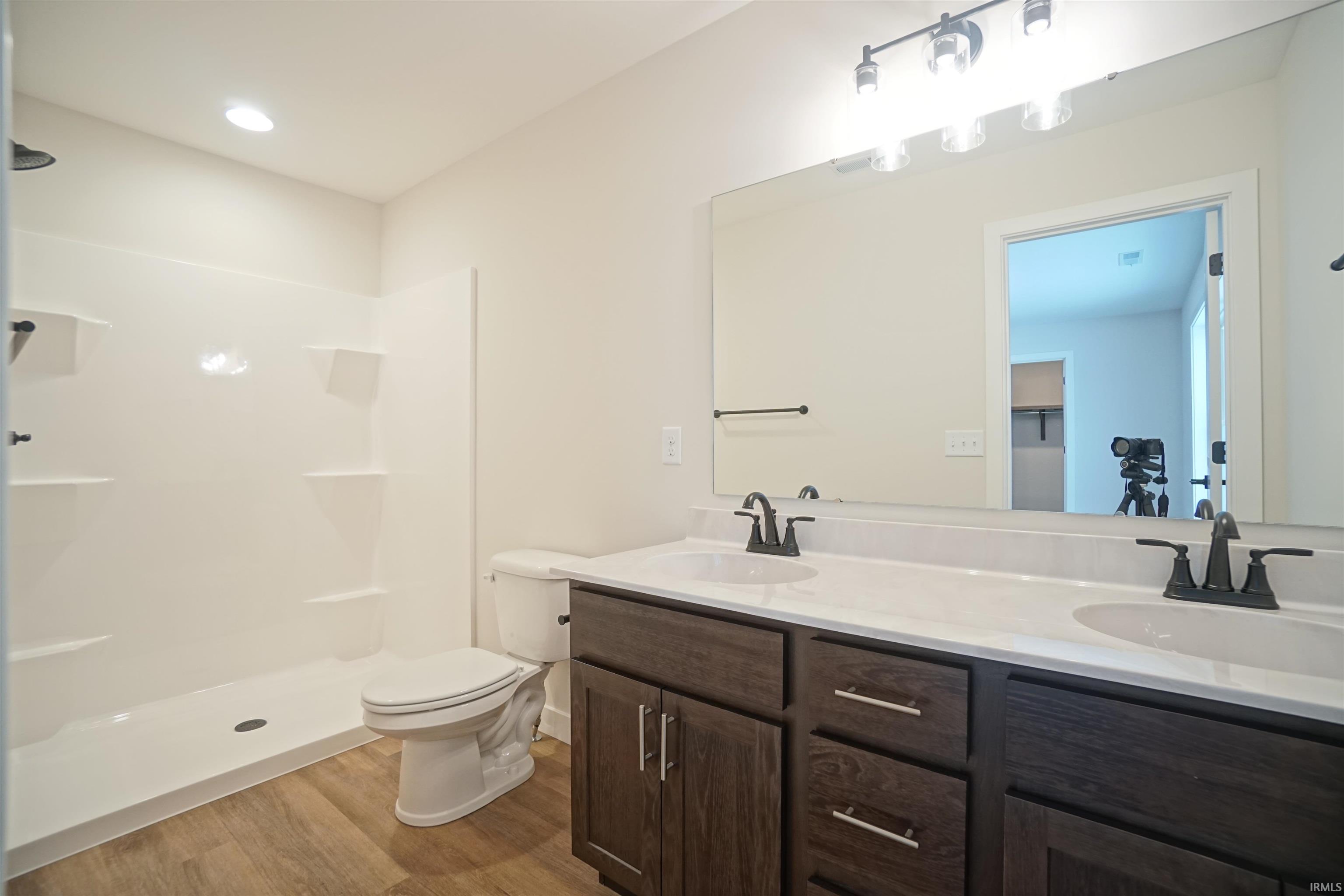 Photo 8 of 430 N Eastfield Circle