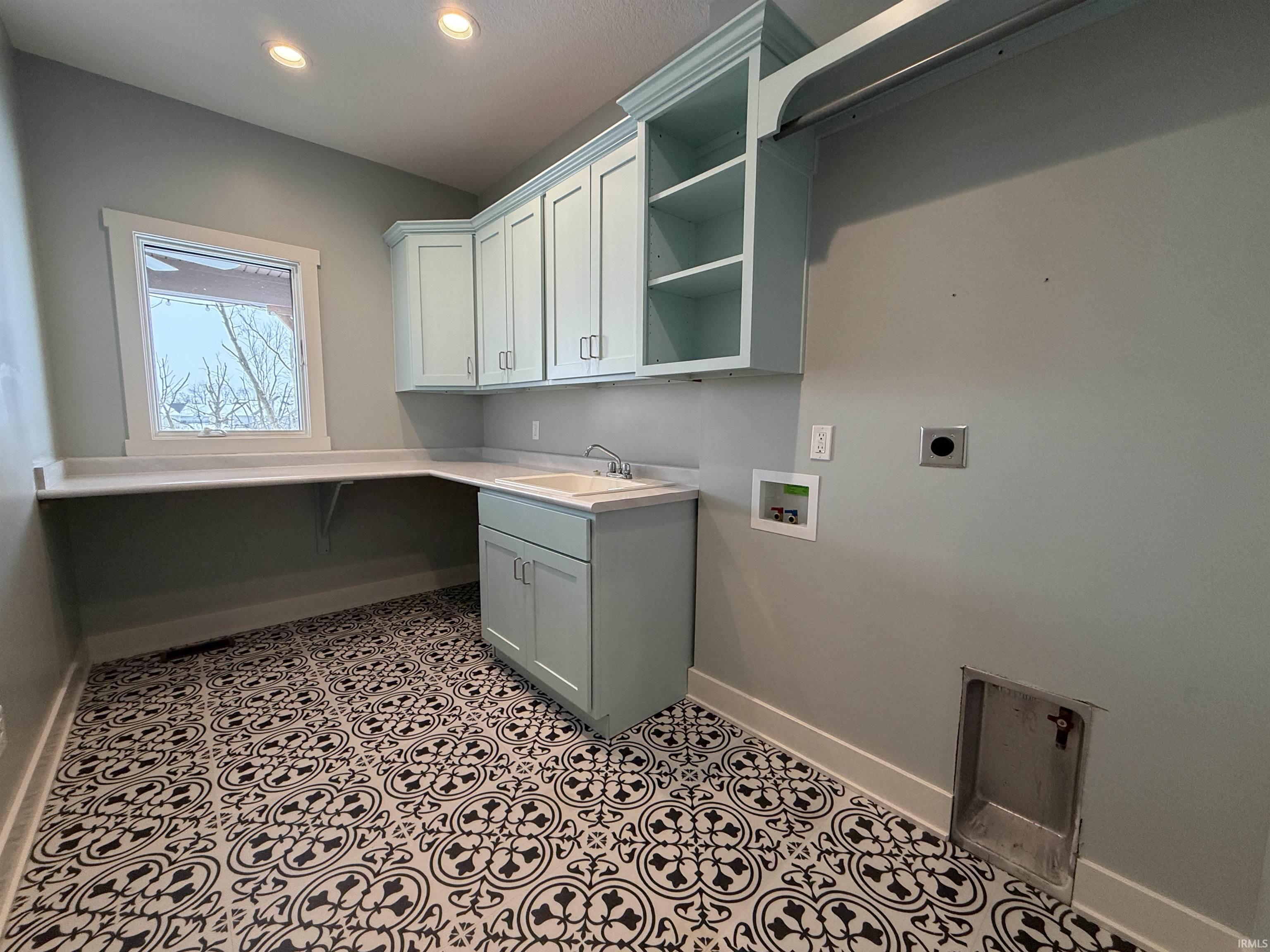 Photo 14 of 16467 Quarry Boulevard