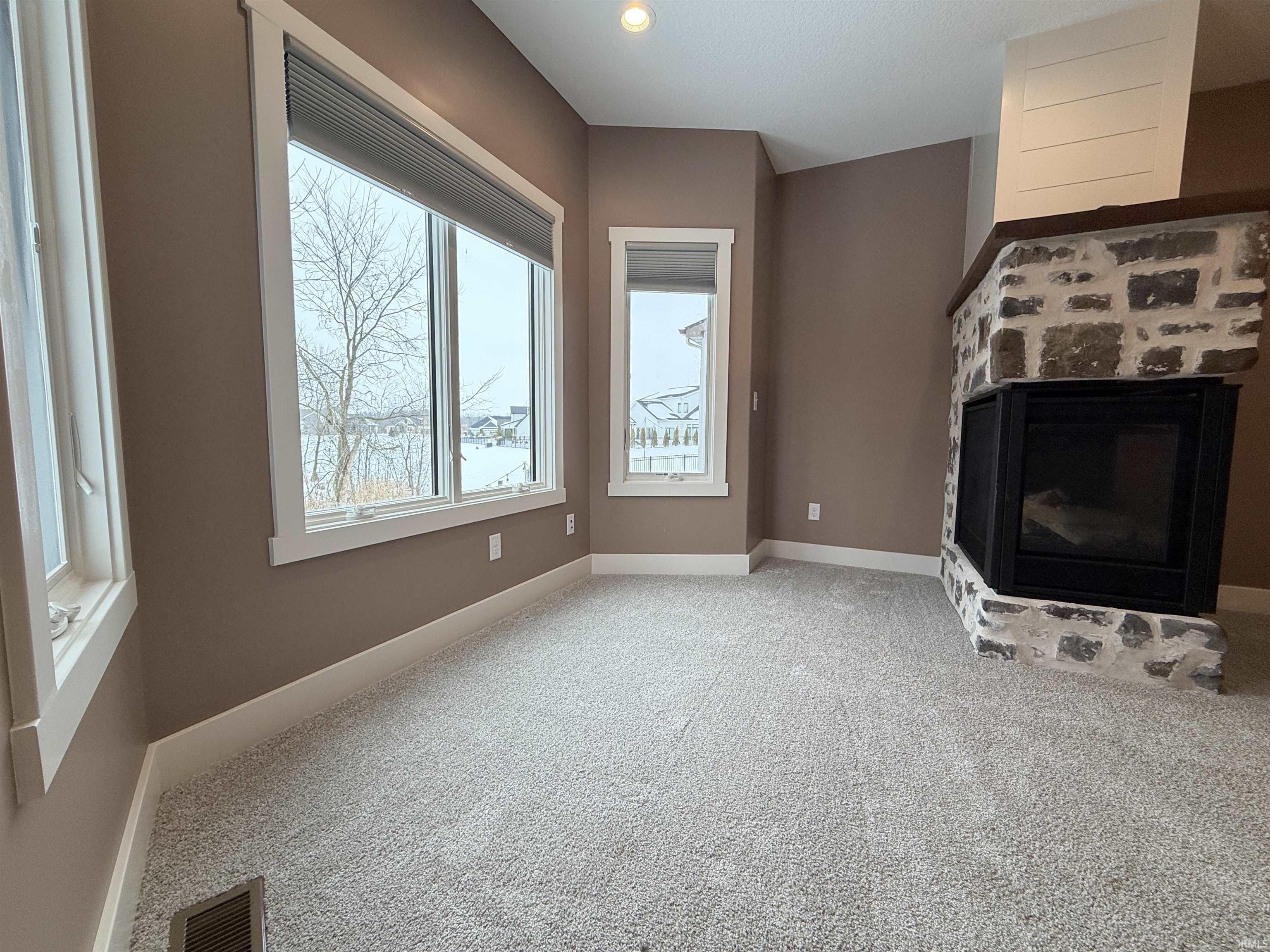 Photo 17 of 16467 Quarry Boulevard