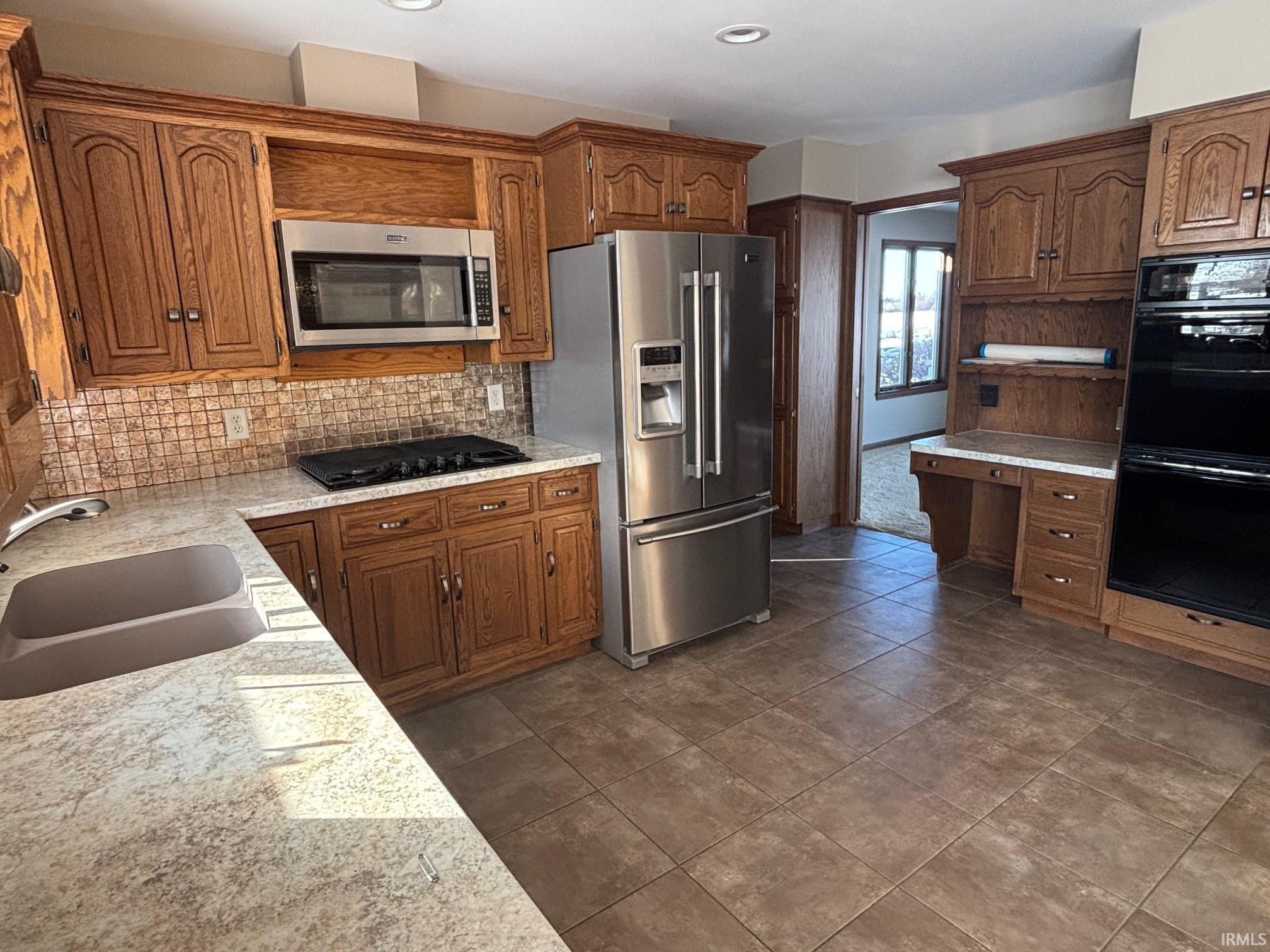 Photo 5 of 4162 E St Rd 124 Road