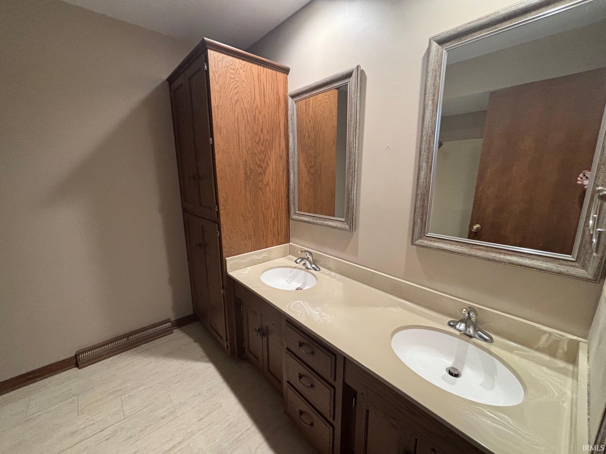 Photo 9 of 4162 E St Rd 124 Road