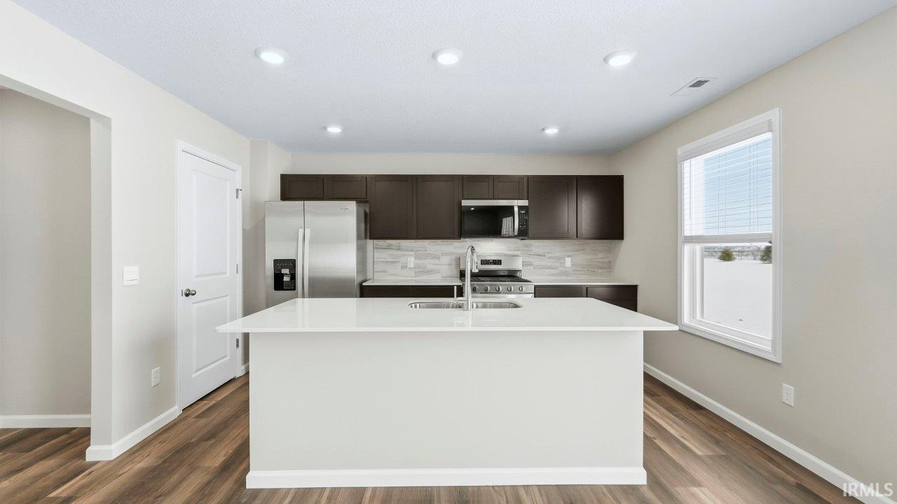 Photo 5 of 1001 Stuckey Pointe Pass