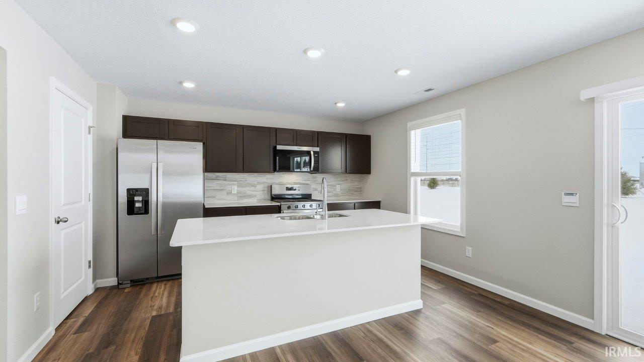 Photo 8 of 1001 Stuckey Pointe Pass