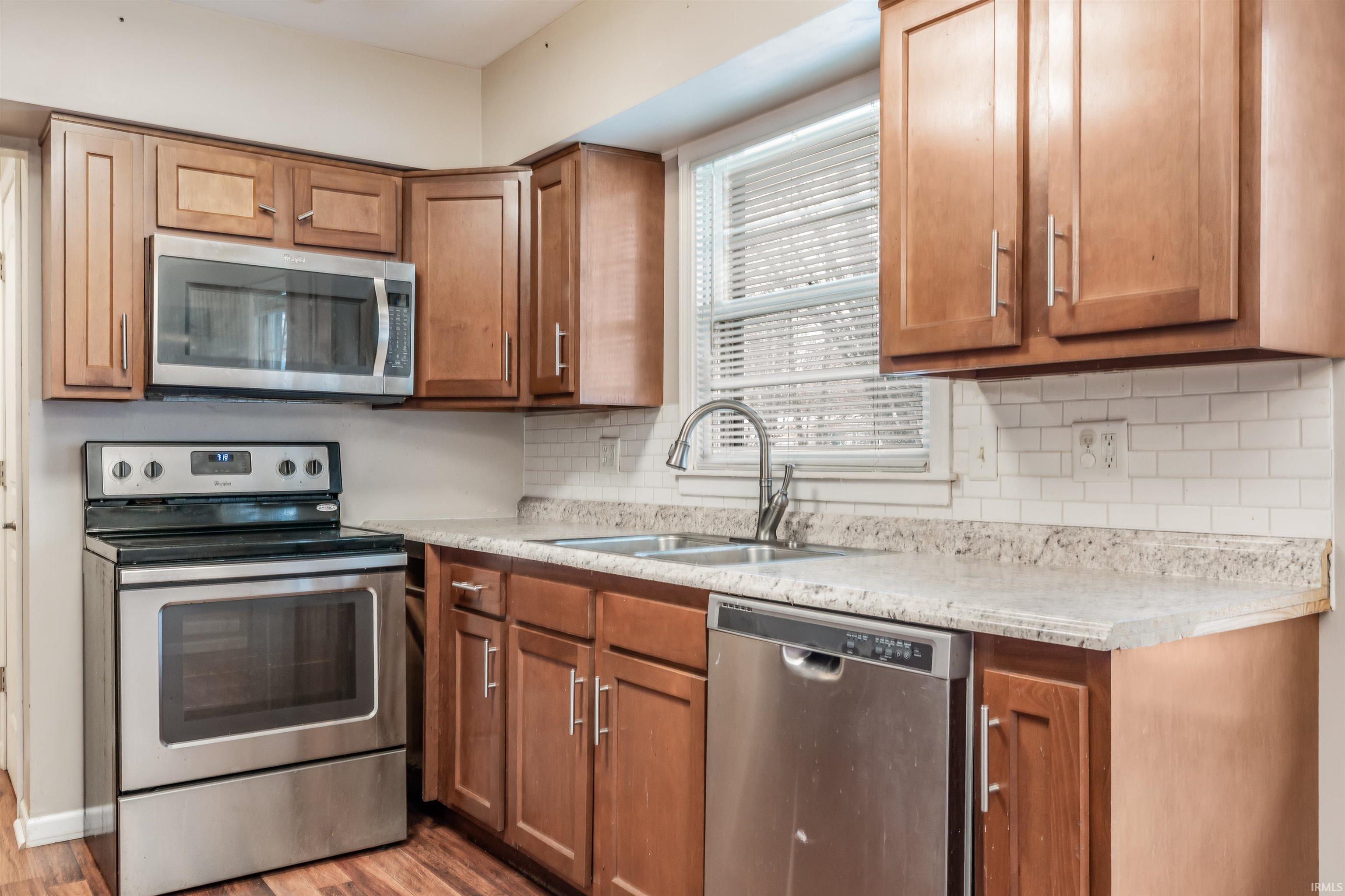 Photo 10 of 2725 Schaper Drive