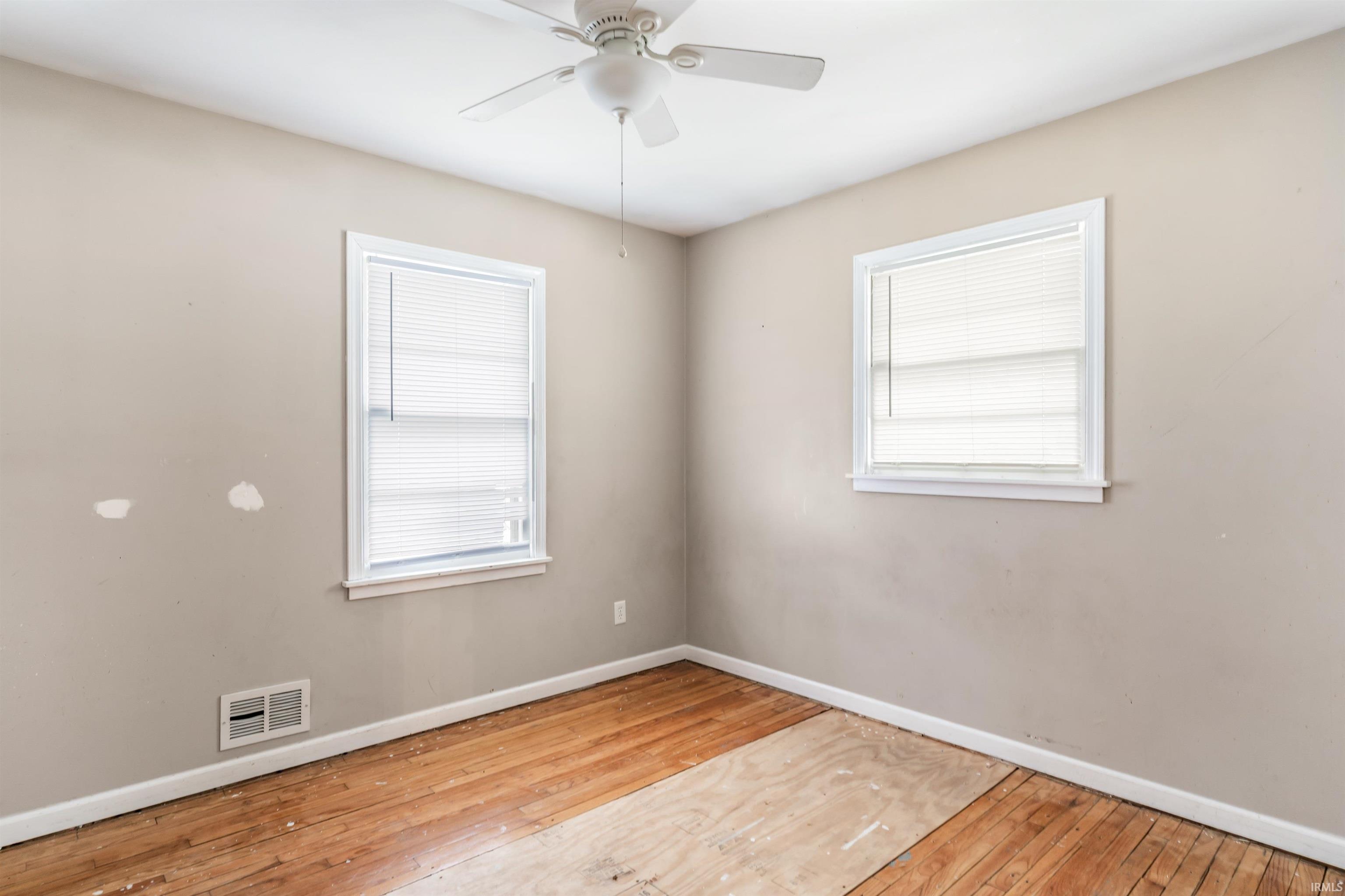 Photo 17 of 2725 Schaper Drive