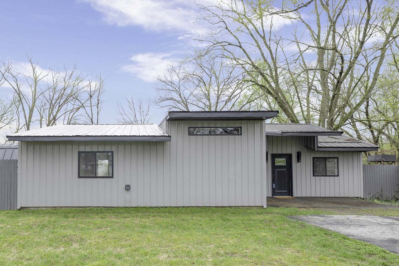 Photo 2 of 30372 N Meadow Brook Lane