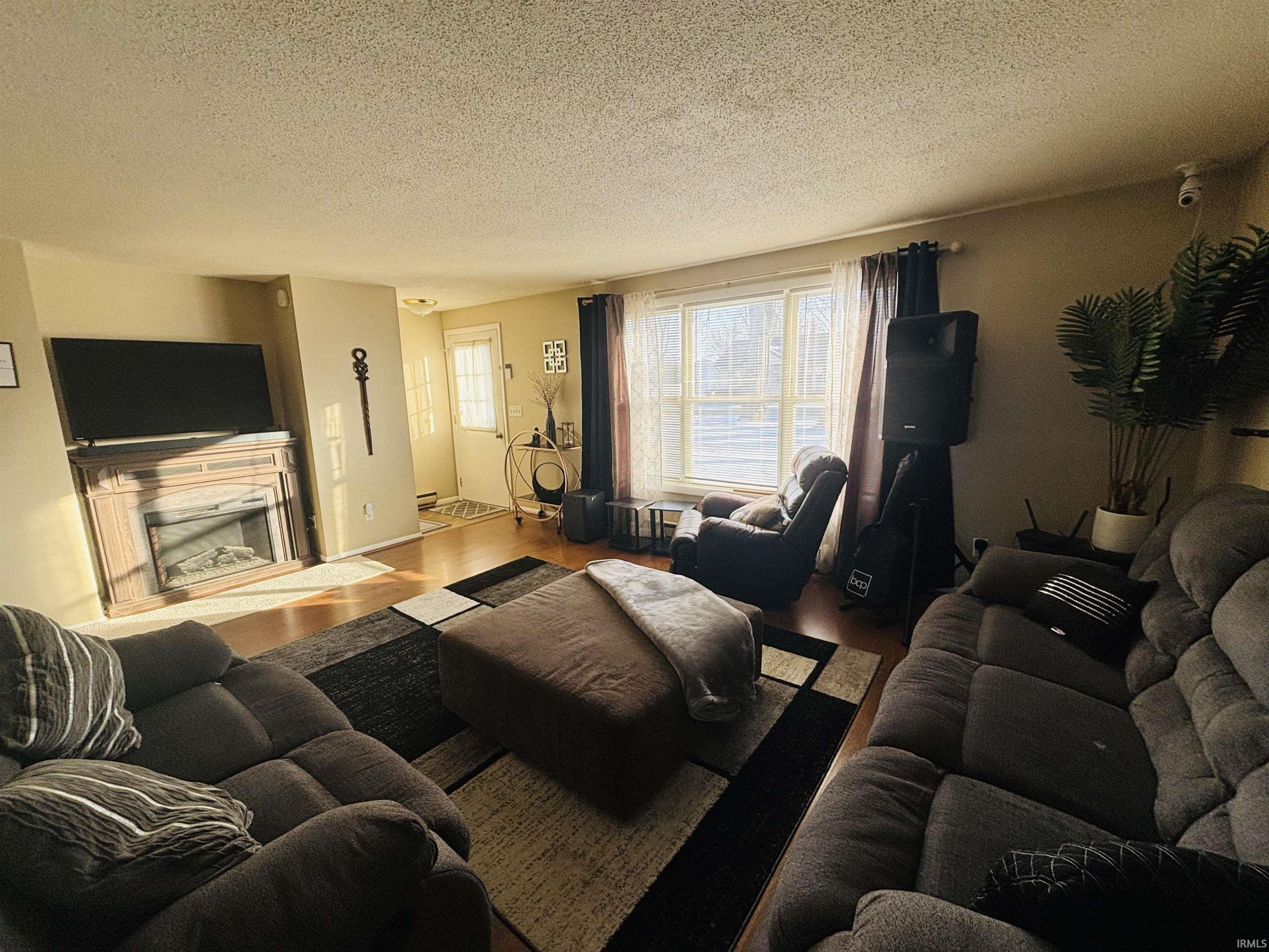 Photo 17 of 14720 state line Road