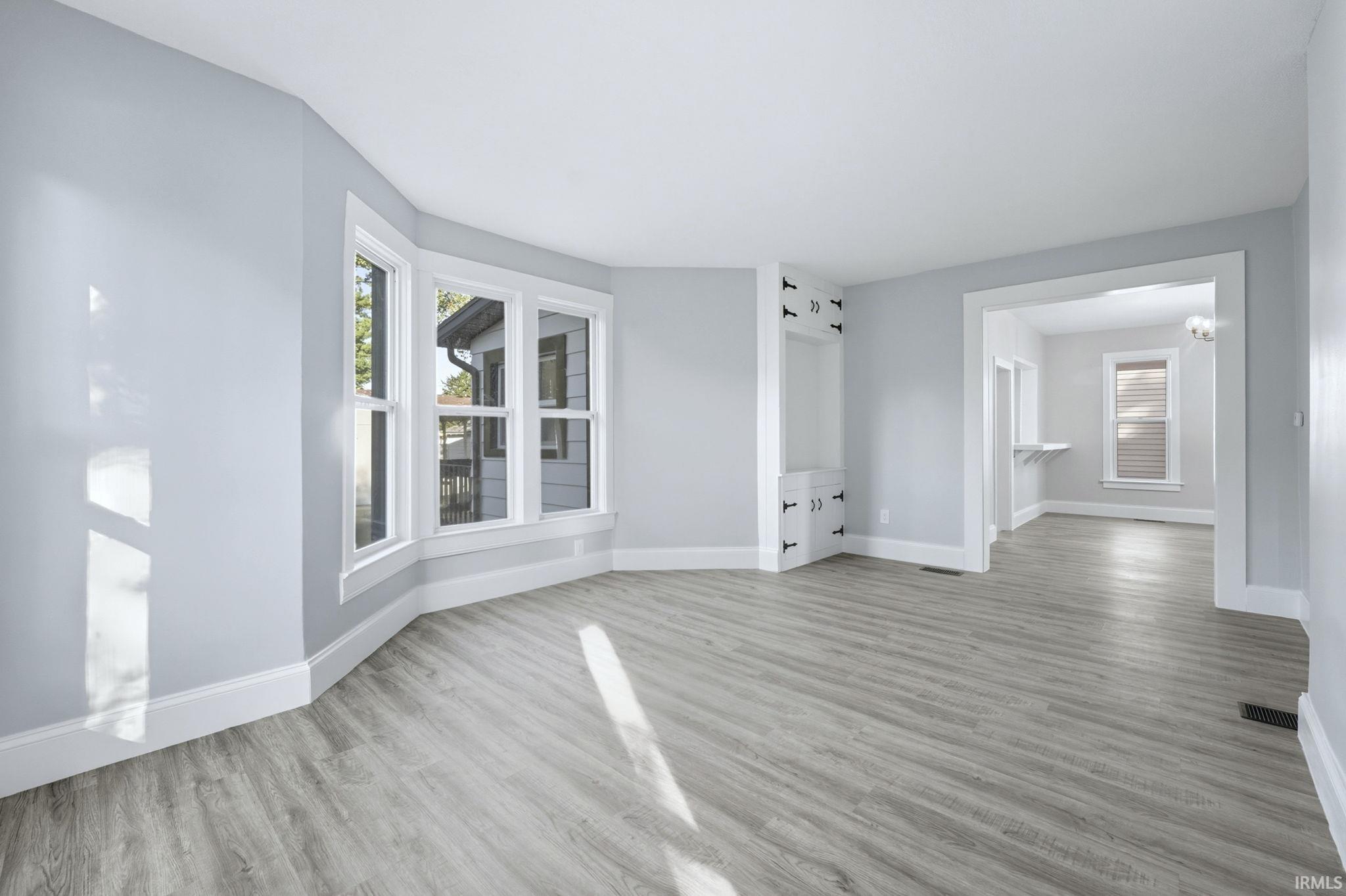 Photo 10 of 404 S Peters Street