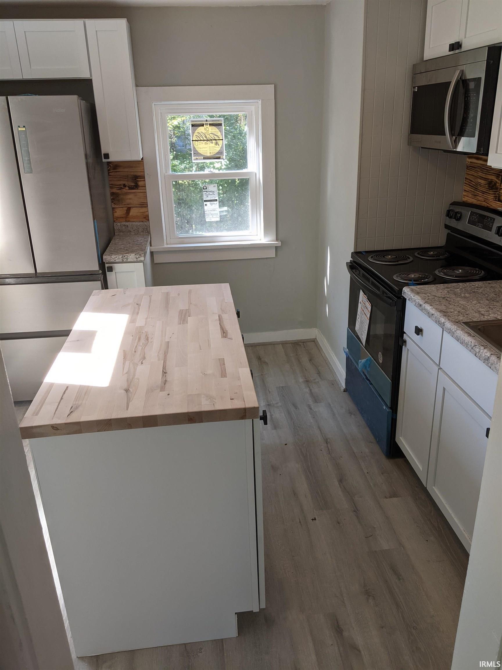 Photo 11 of 3802 Fairfield Avenue