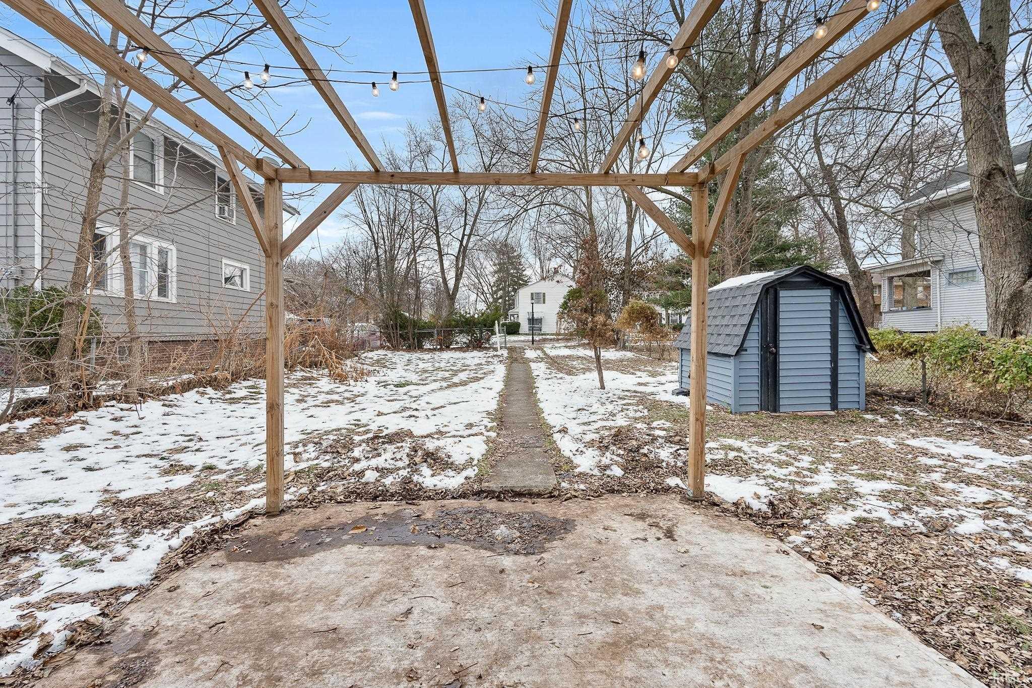 Photo 5 of 3802 Fairfield Avenue