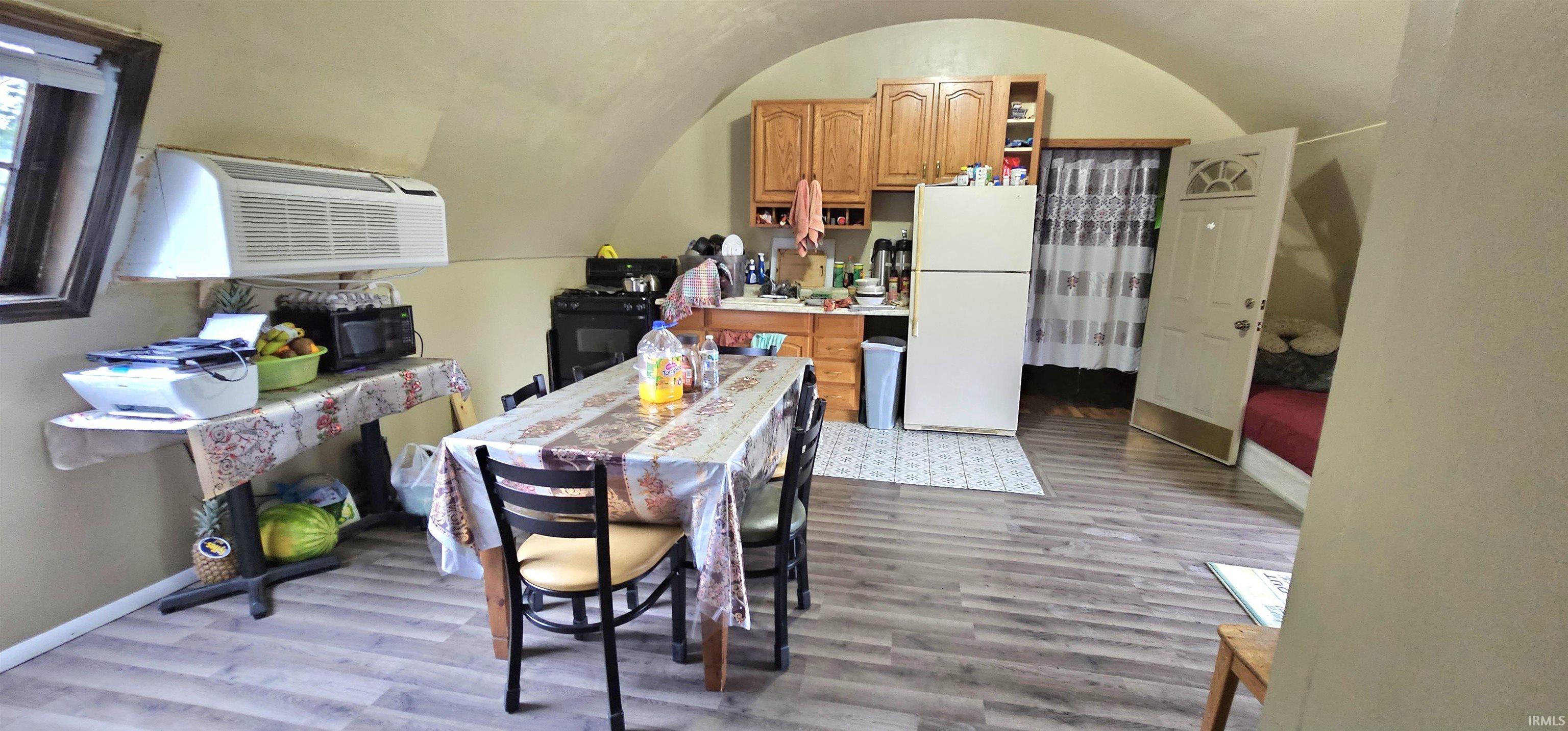 Photo 15 of 315 Dalman Avenue