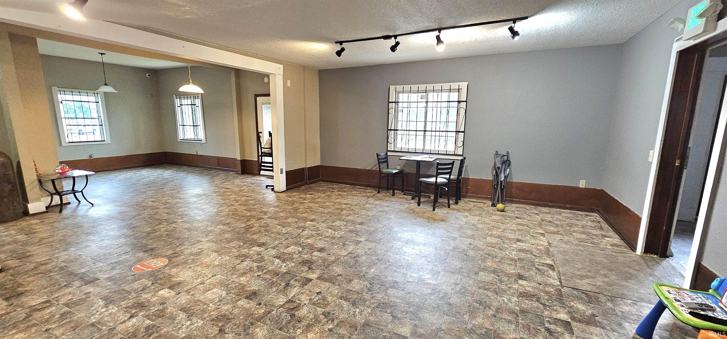 Photo 4 of 315 Dalman Avenue