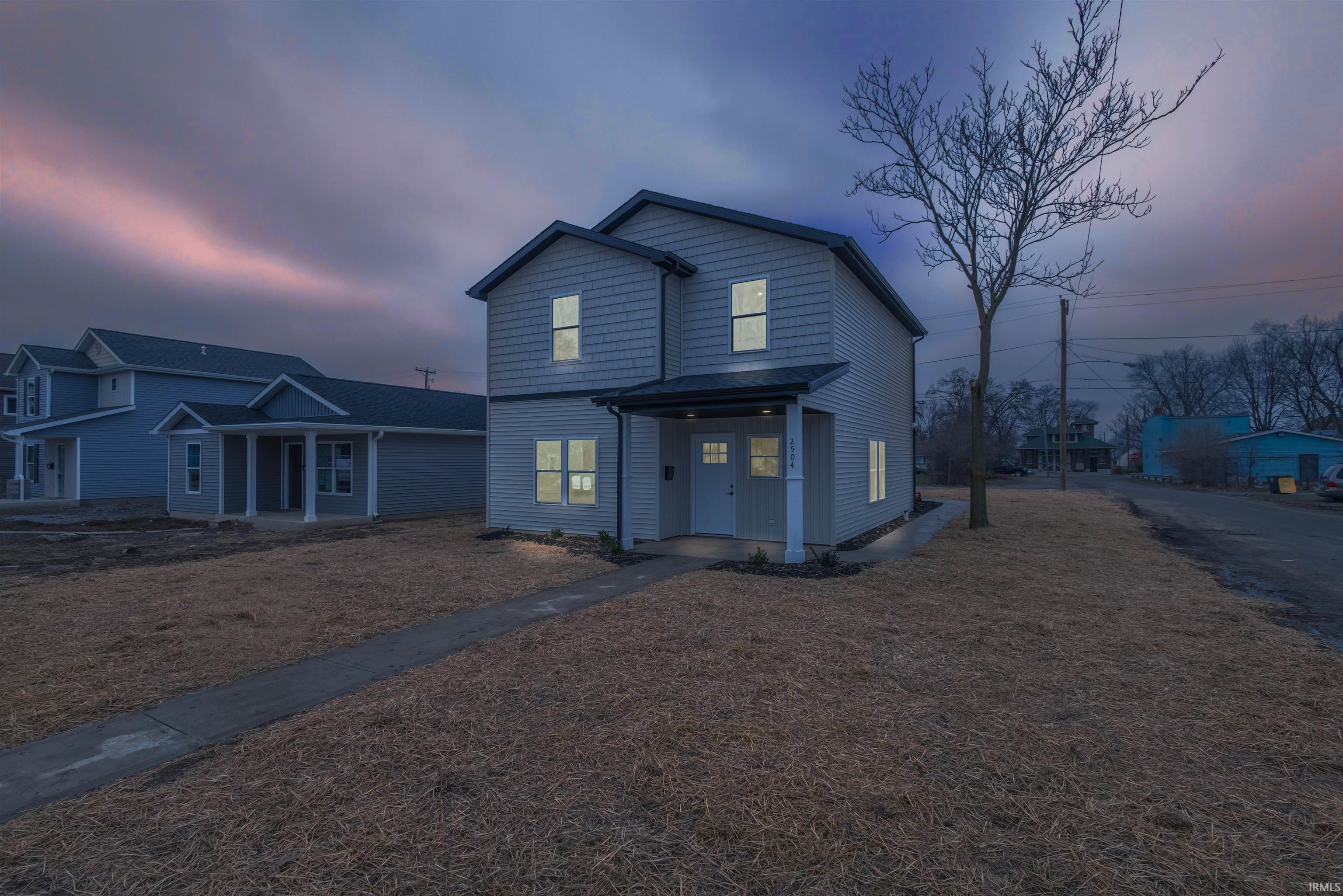 Traditional home with a porch