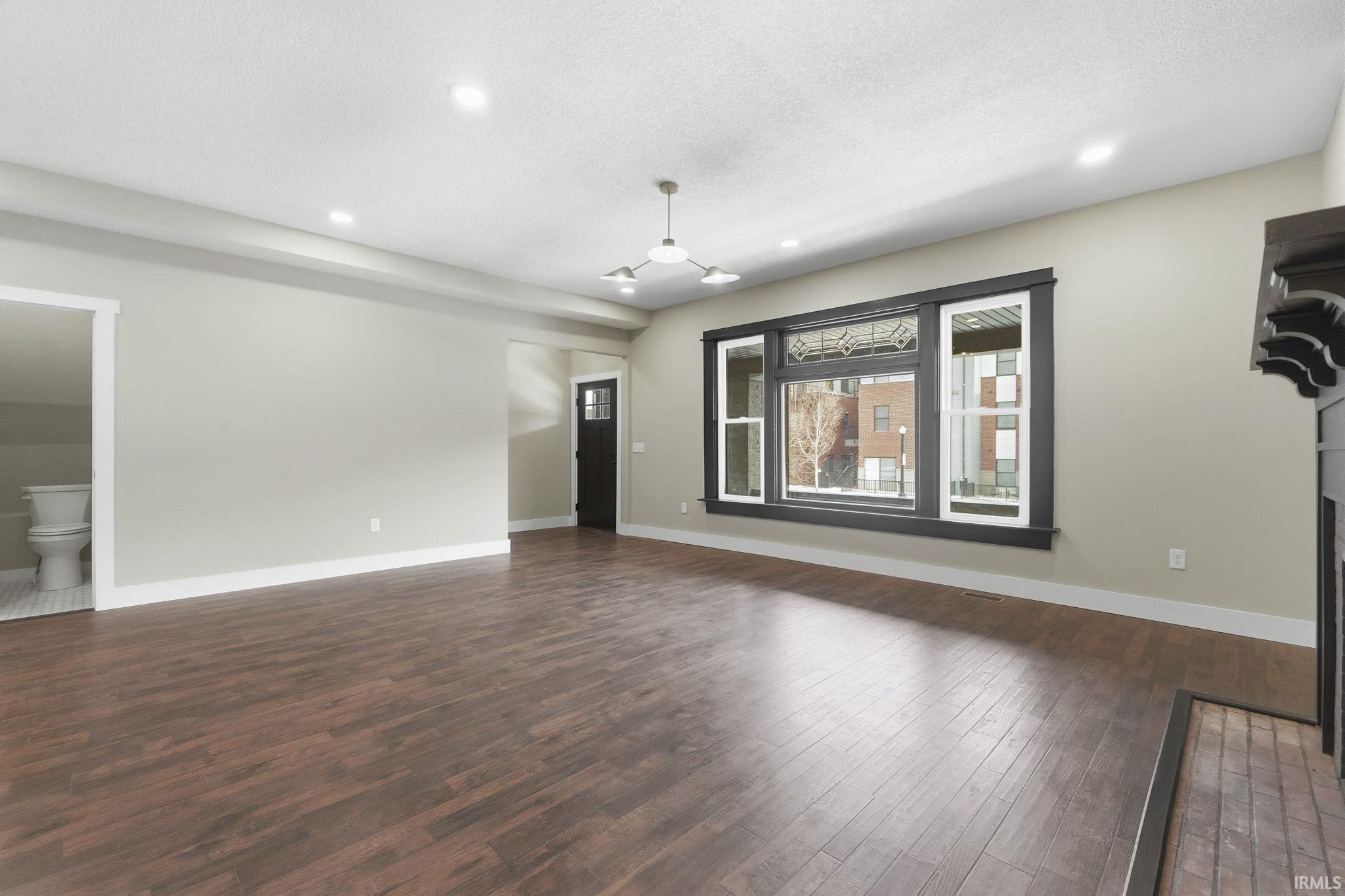 Photo 4 of 1220 Fairfield Avenue