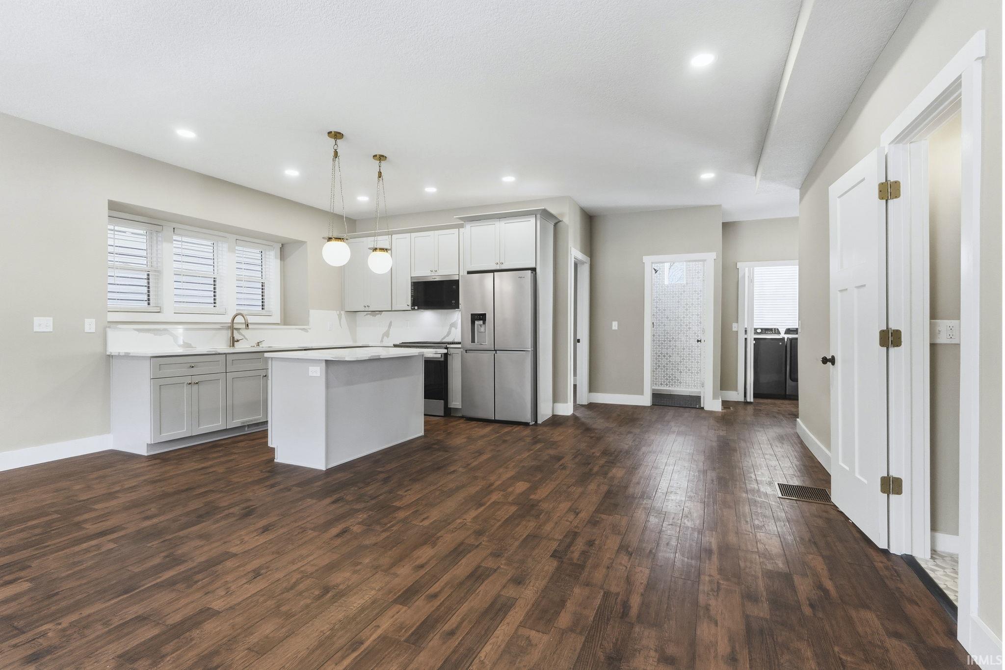 Photo 5 of 1220 Fairfield Avenue