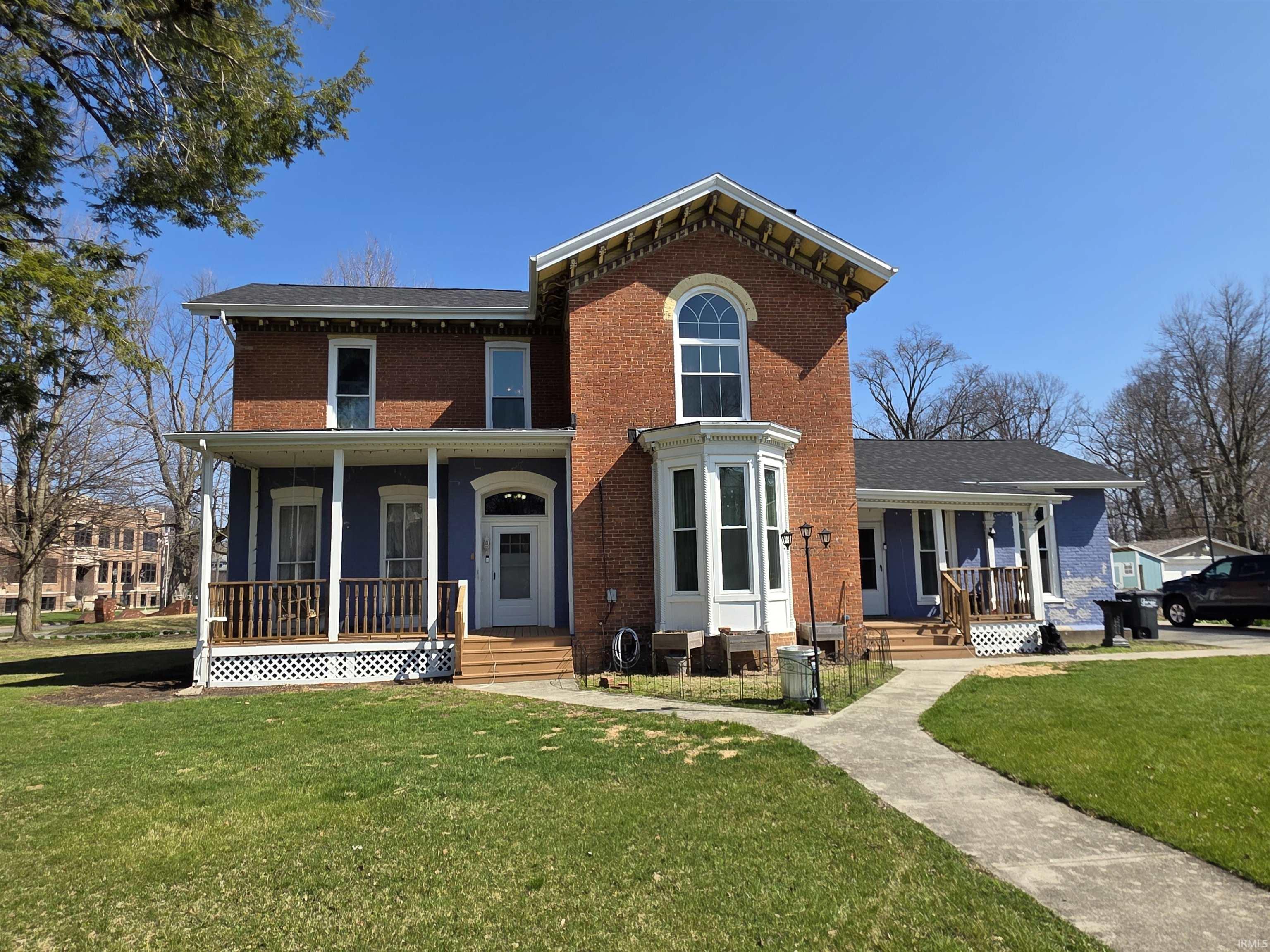 Photo 0 of 408 E Diamond Street