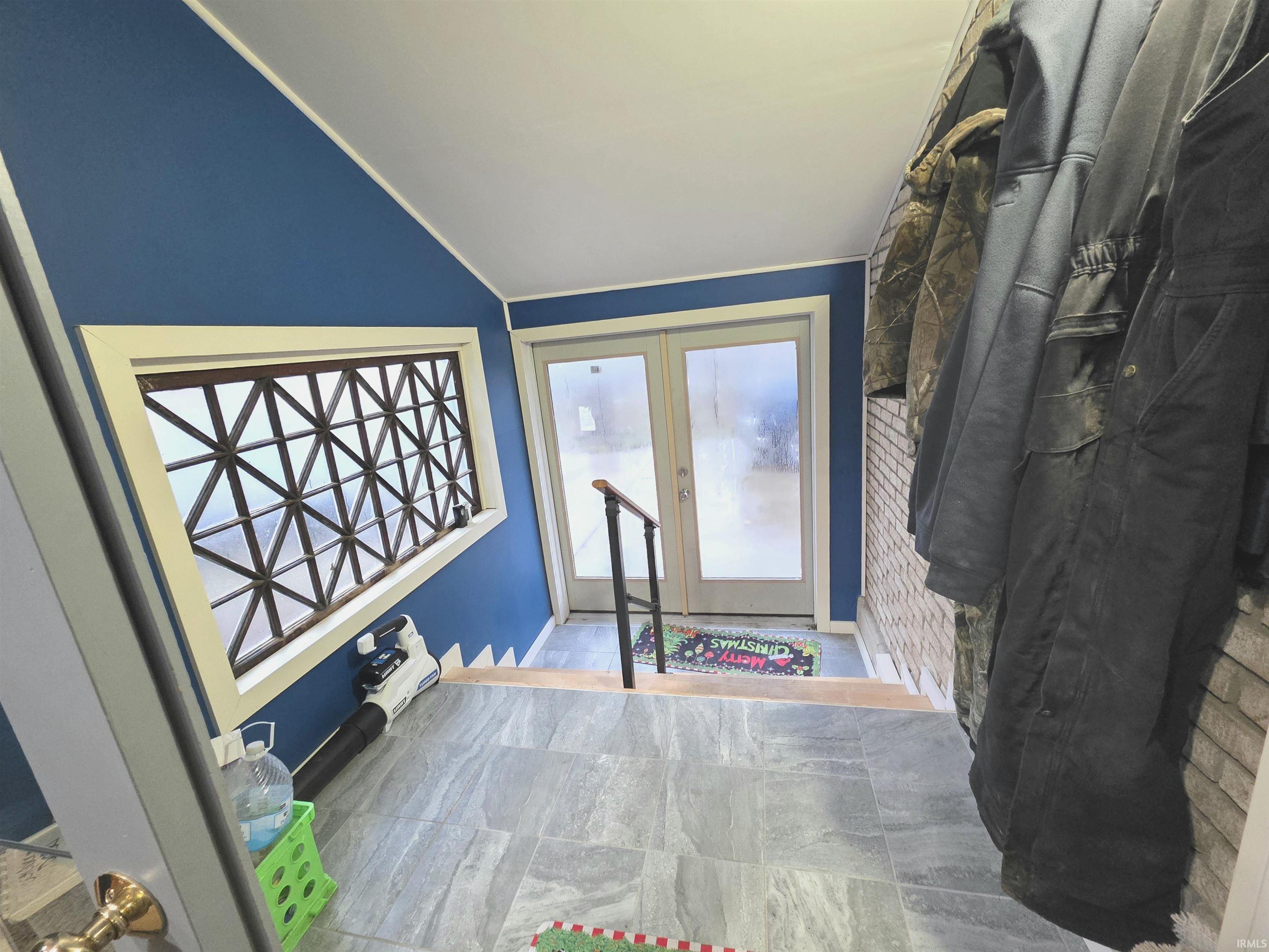 Photo 1 of 408 E Diamond Street