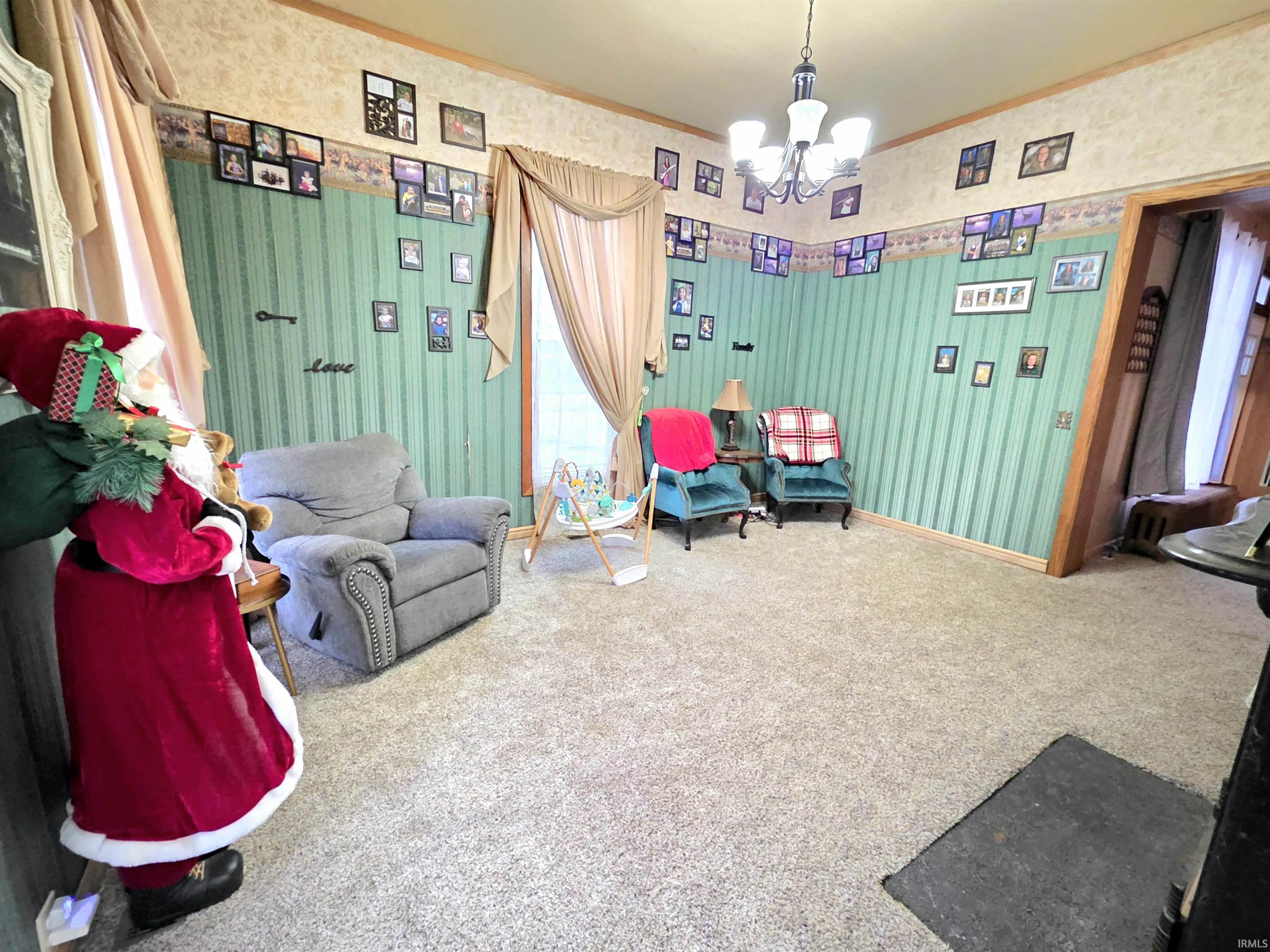 Photo 12 of 408 E Diamond Street