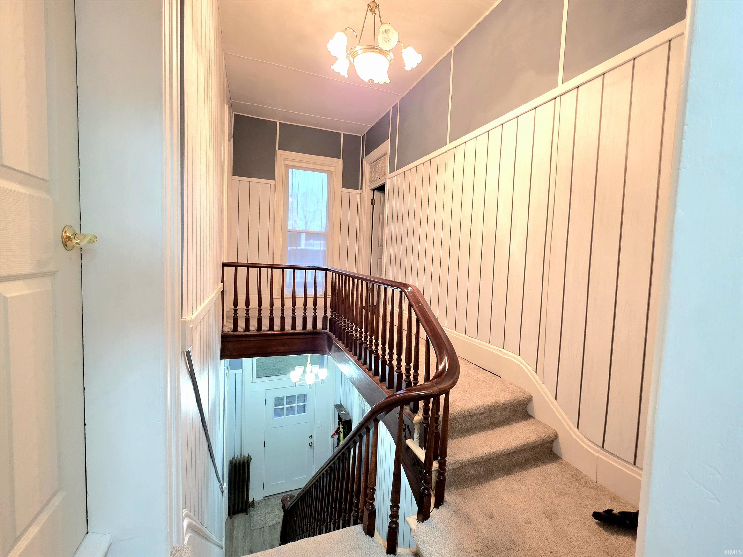 Photo 17 of 408 E Diamond Street