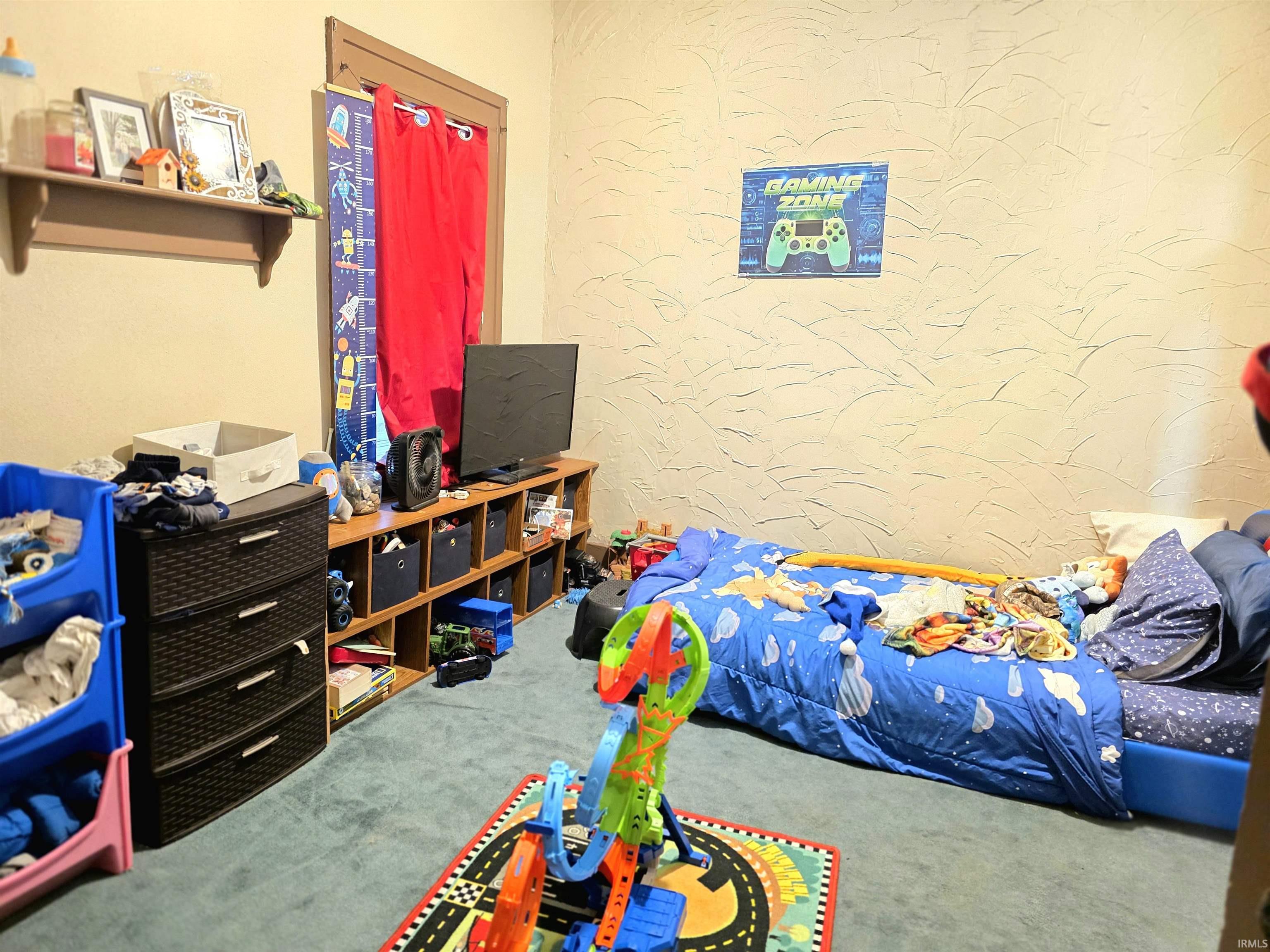 Photo 25 of 408 E Diamond Street