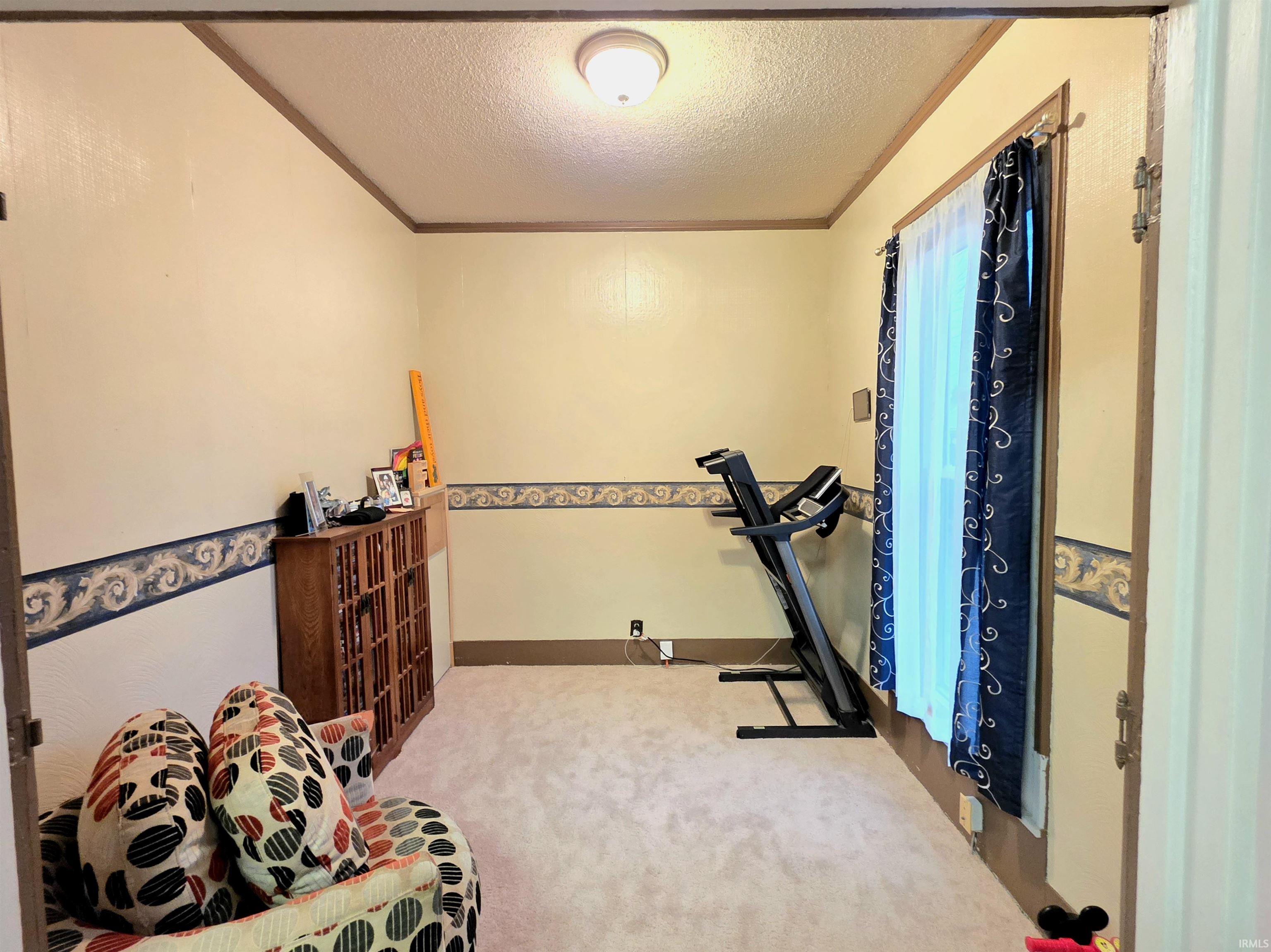 Photo 5 of 408 E Diamond Street