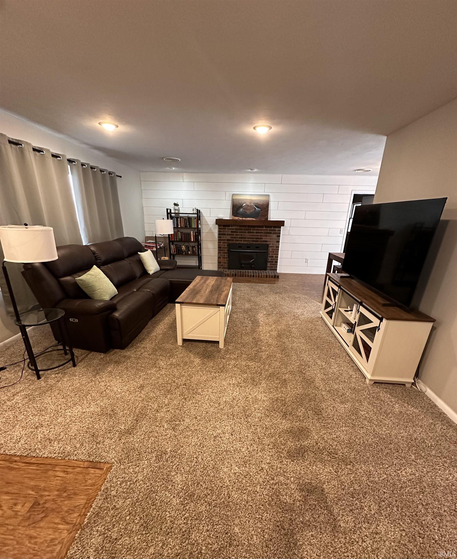 Homes for sale in Galveston, IN | 11909 S County Road 800 E, Galveston, IN 46932 | MLS# 202549869