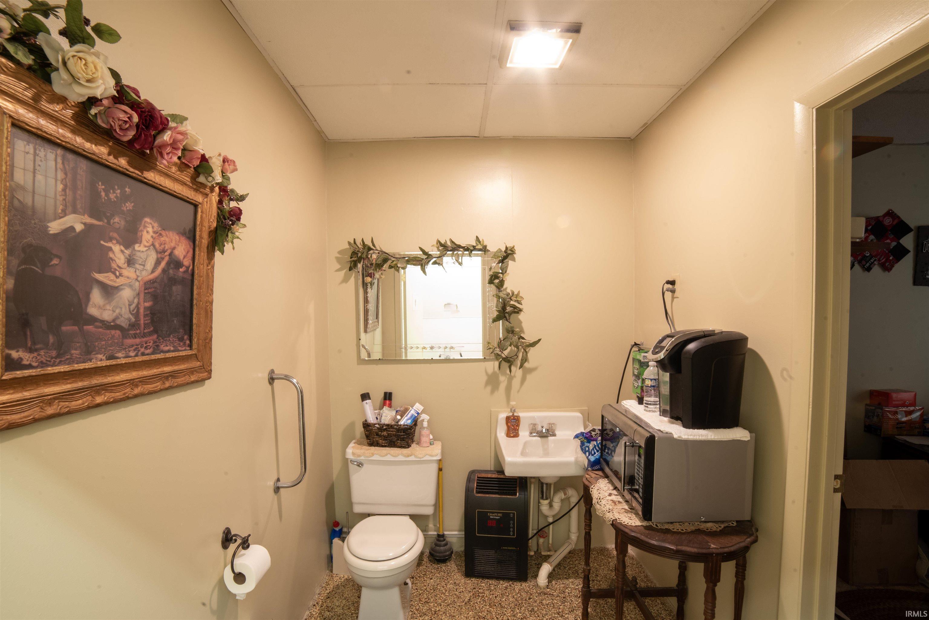 Photo 15 of 3820 E Bellefontaine Road