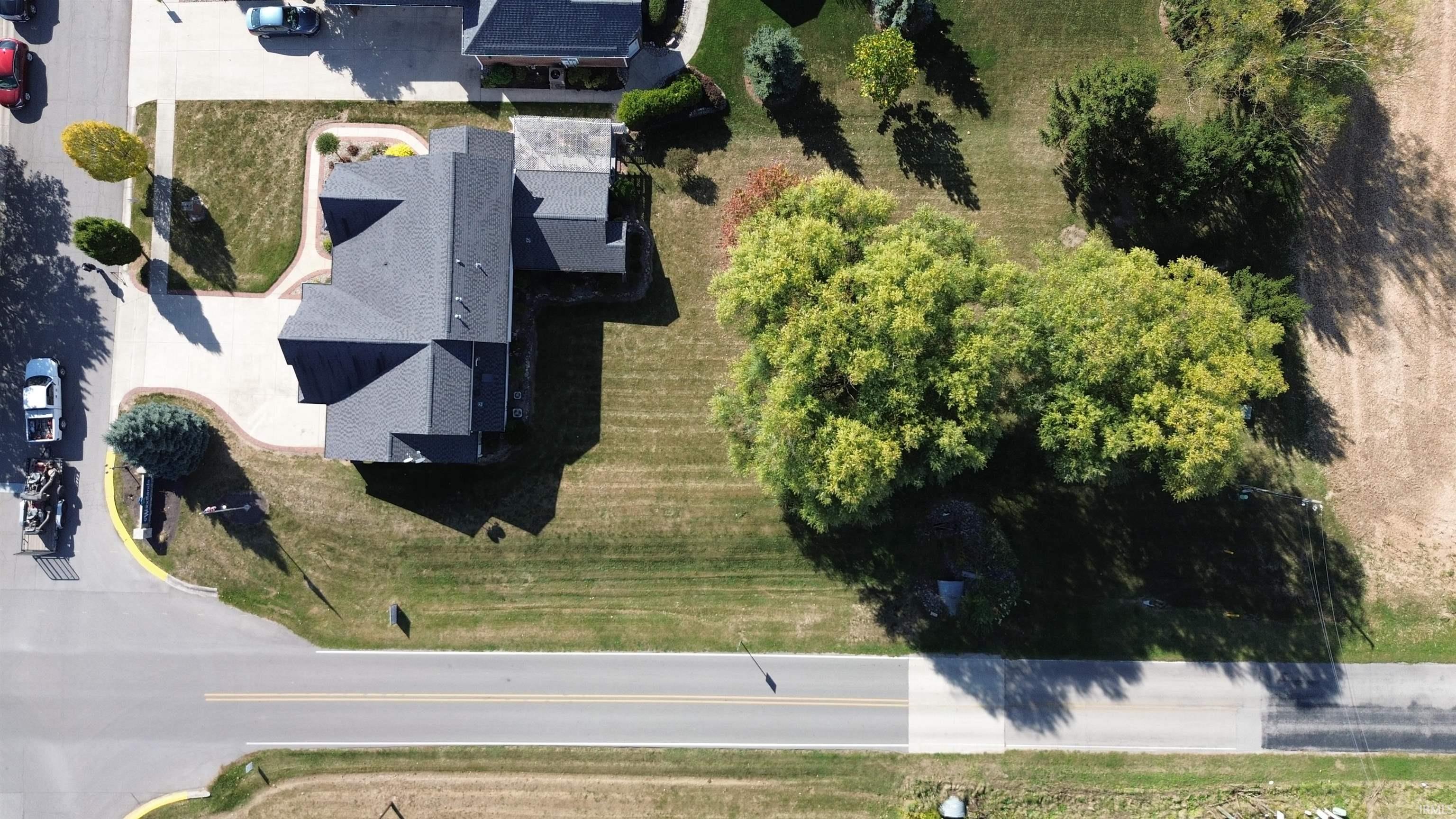 Photo 5 of 927 Woodridge Court