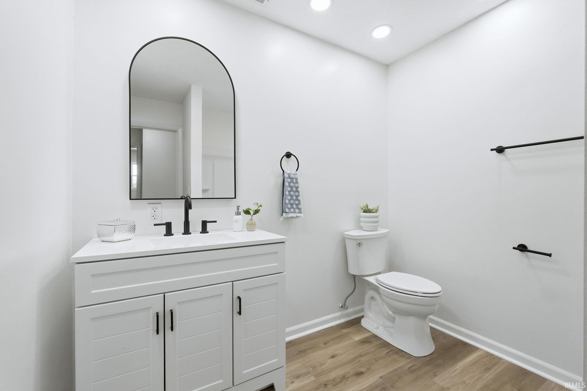 Photo 25 of 119 S Hadley Road