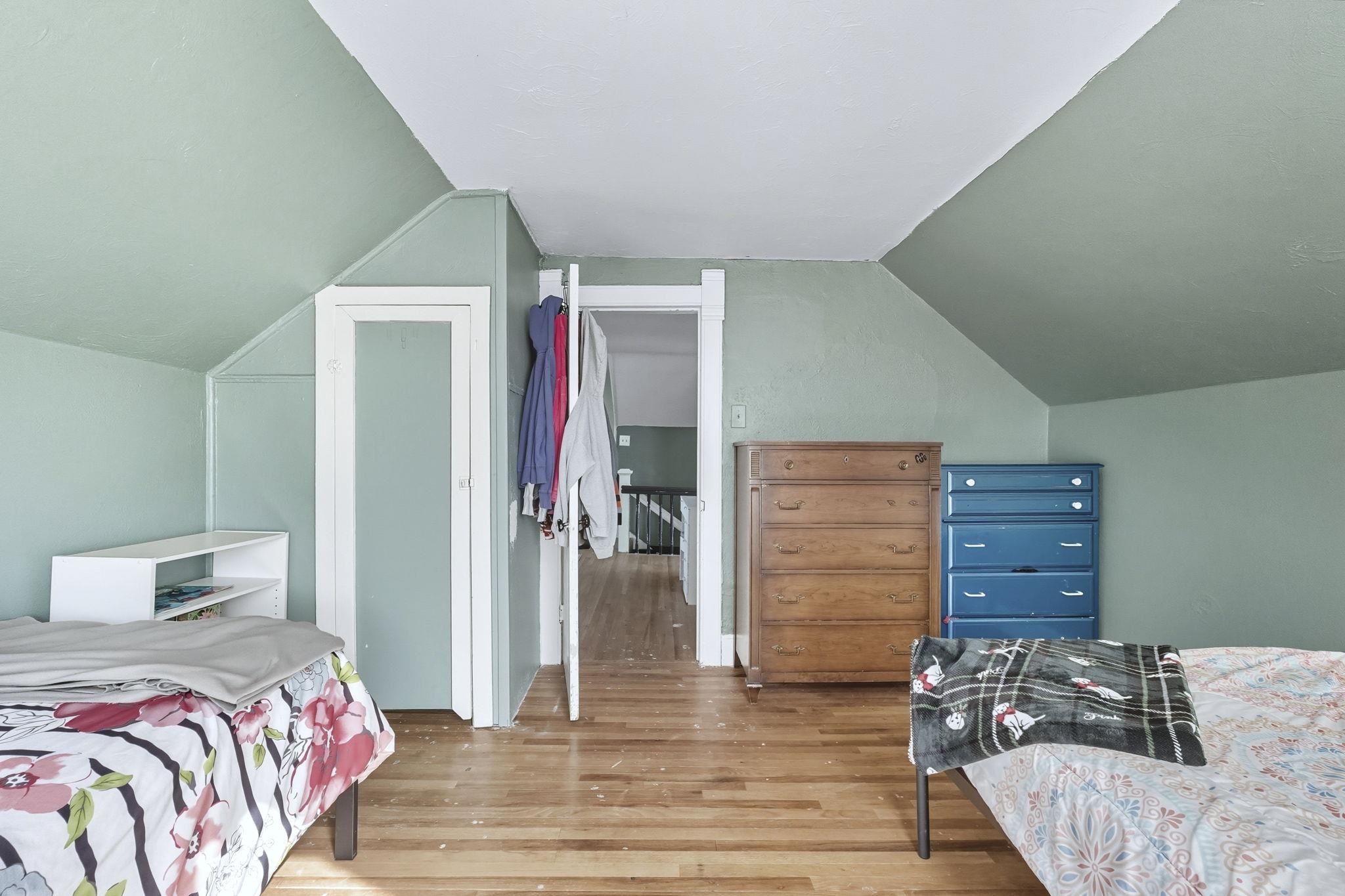 Photo 23 of 410 N Cedar Street