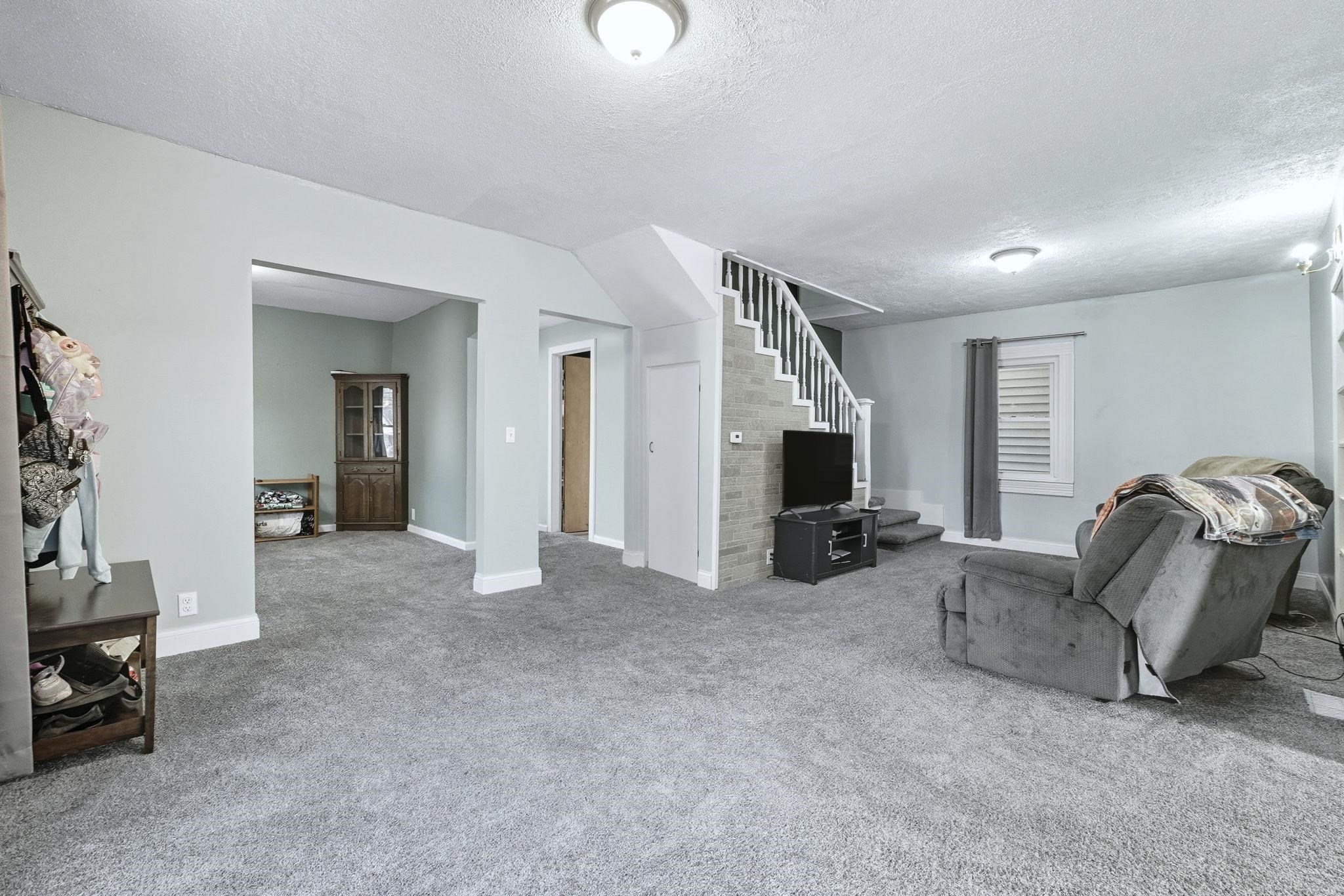 Photo 7 of 410 N Cedar Street