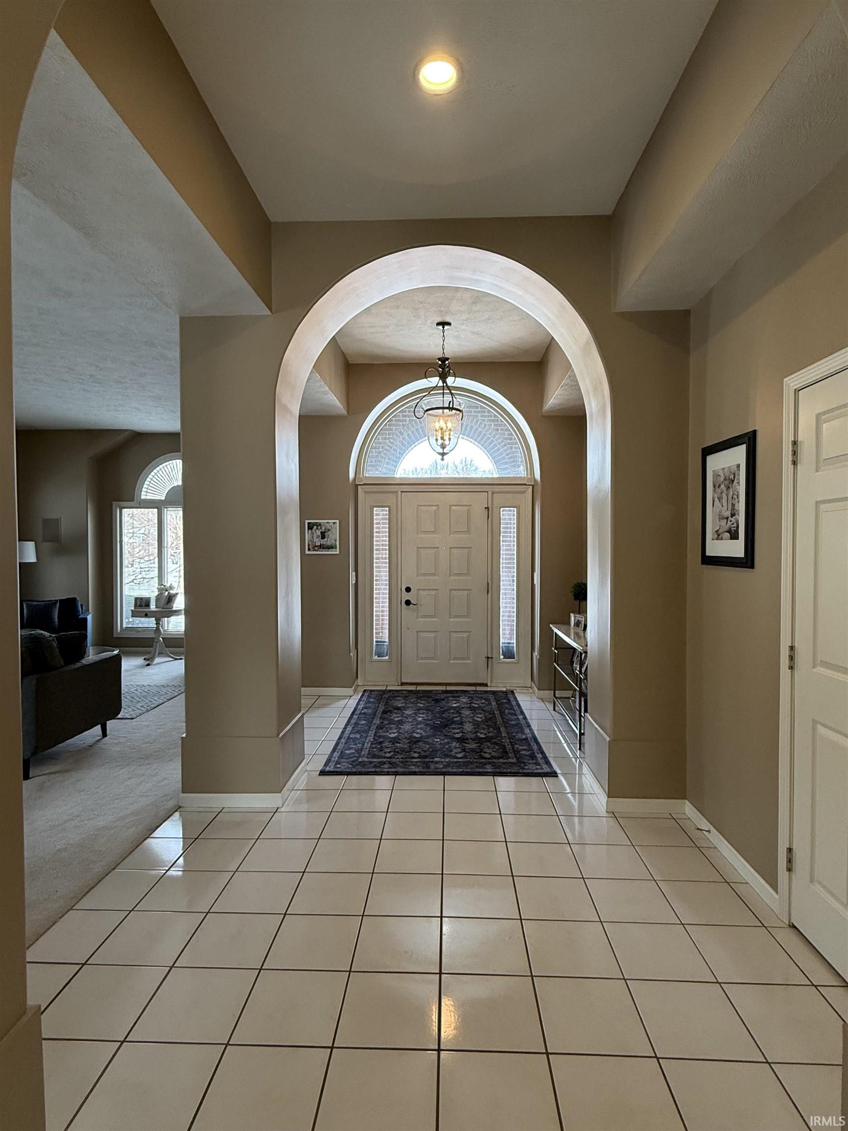 Photo 4 of 21369 Sylvan Court