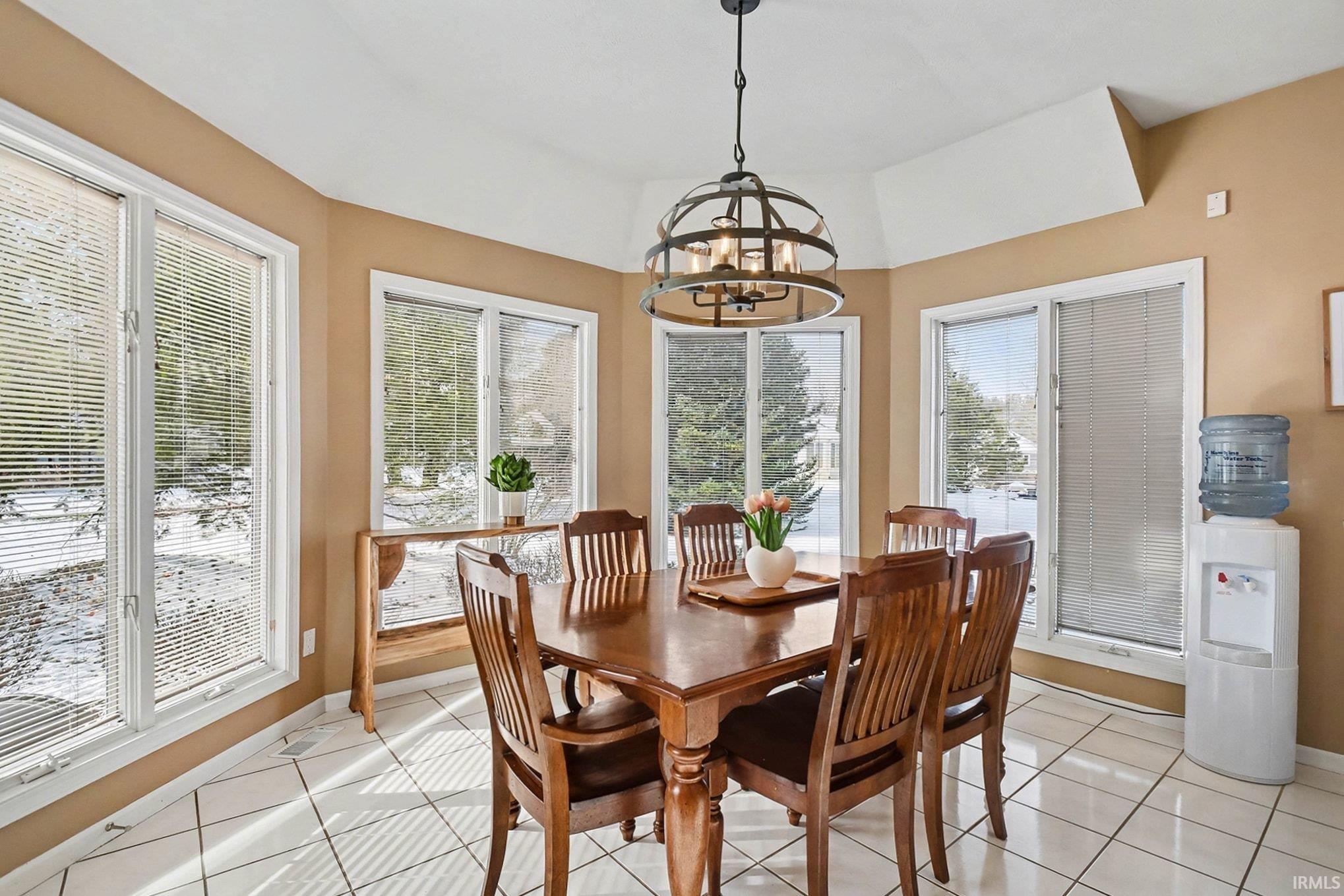 Photo 4 of 21369 Sylvan Court