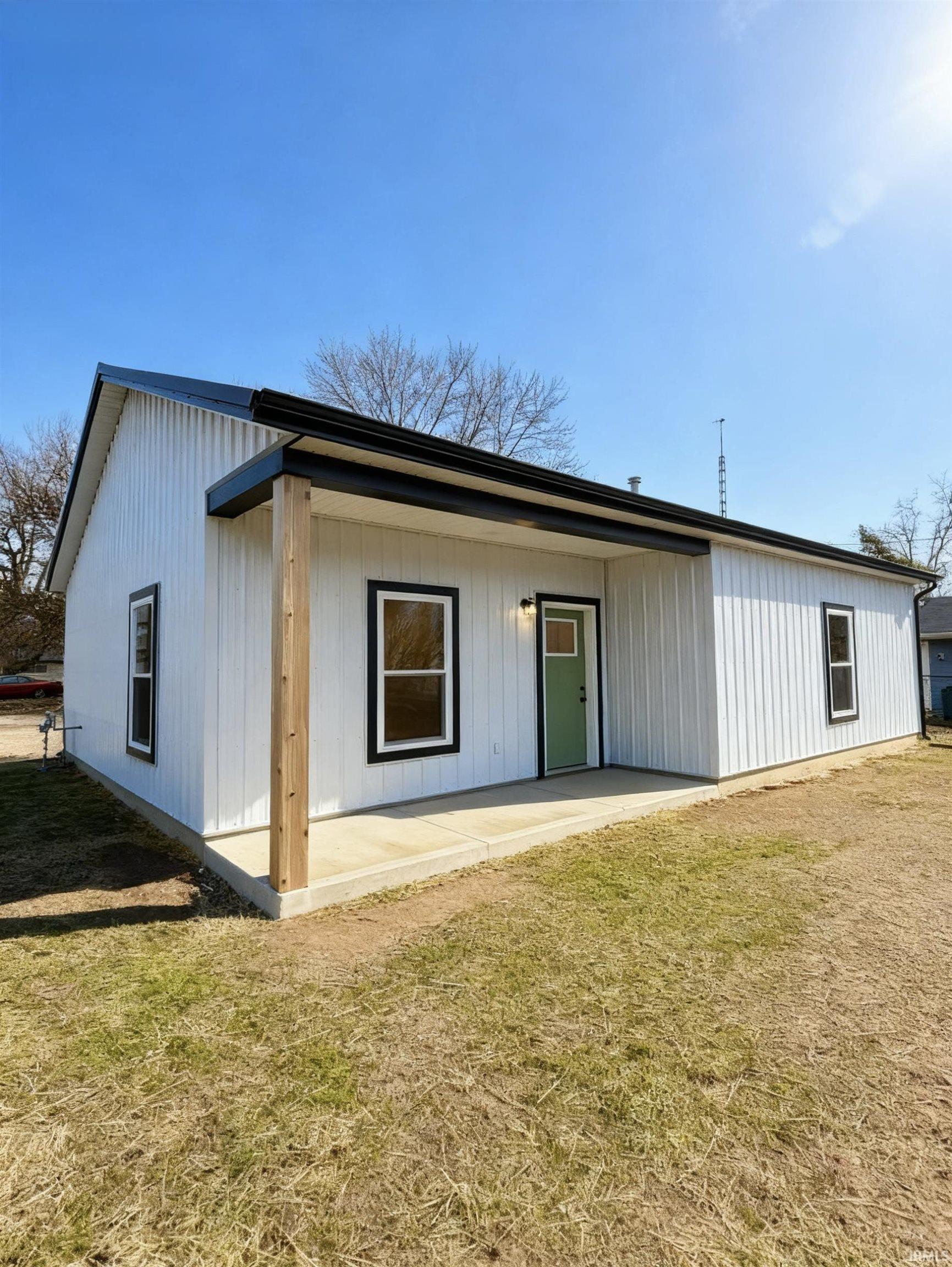 Homes for sale in Hartford City, IN | 508 N Cherry St, Hartford City, IN 47348 | MLS# 202600679