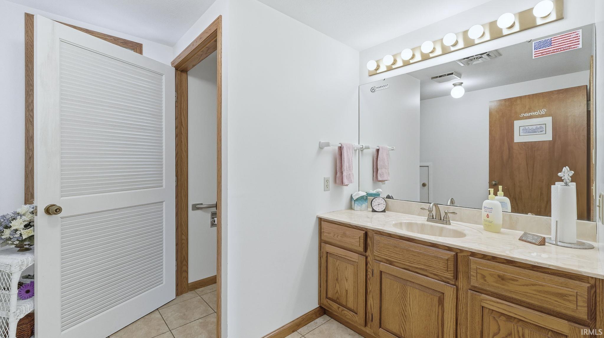 Photo 10 of 347 N Buffalo Street