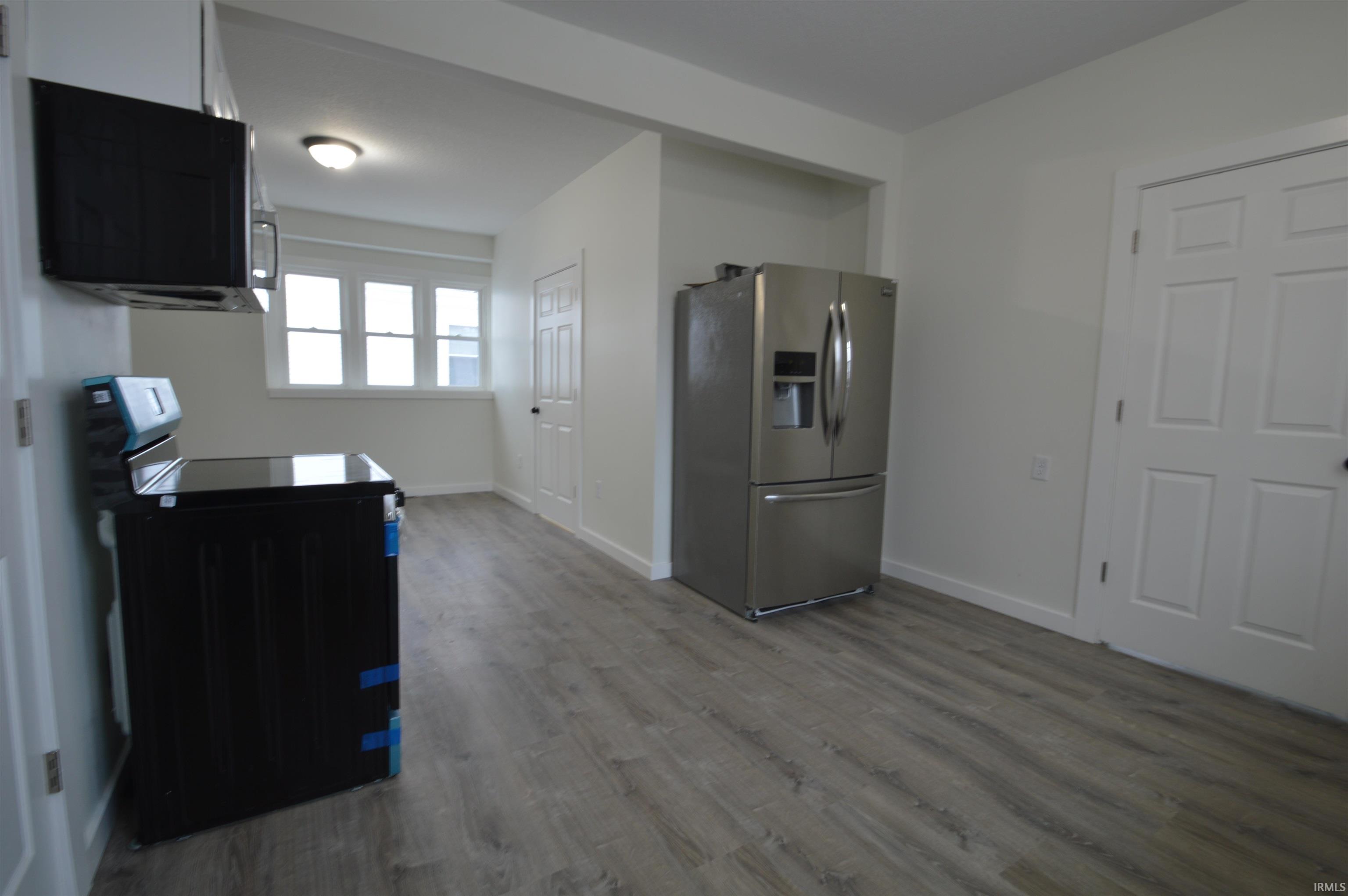 Photo 11 of 925 Archer Avenue