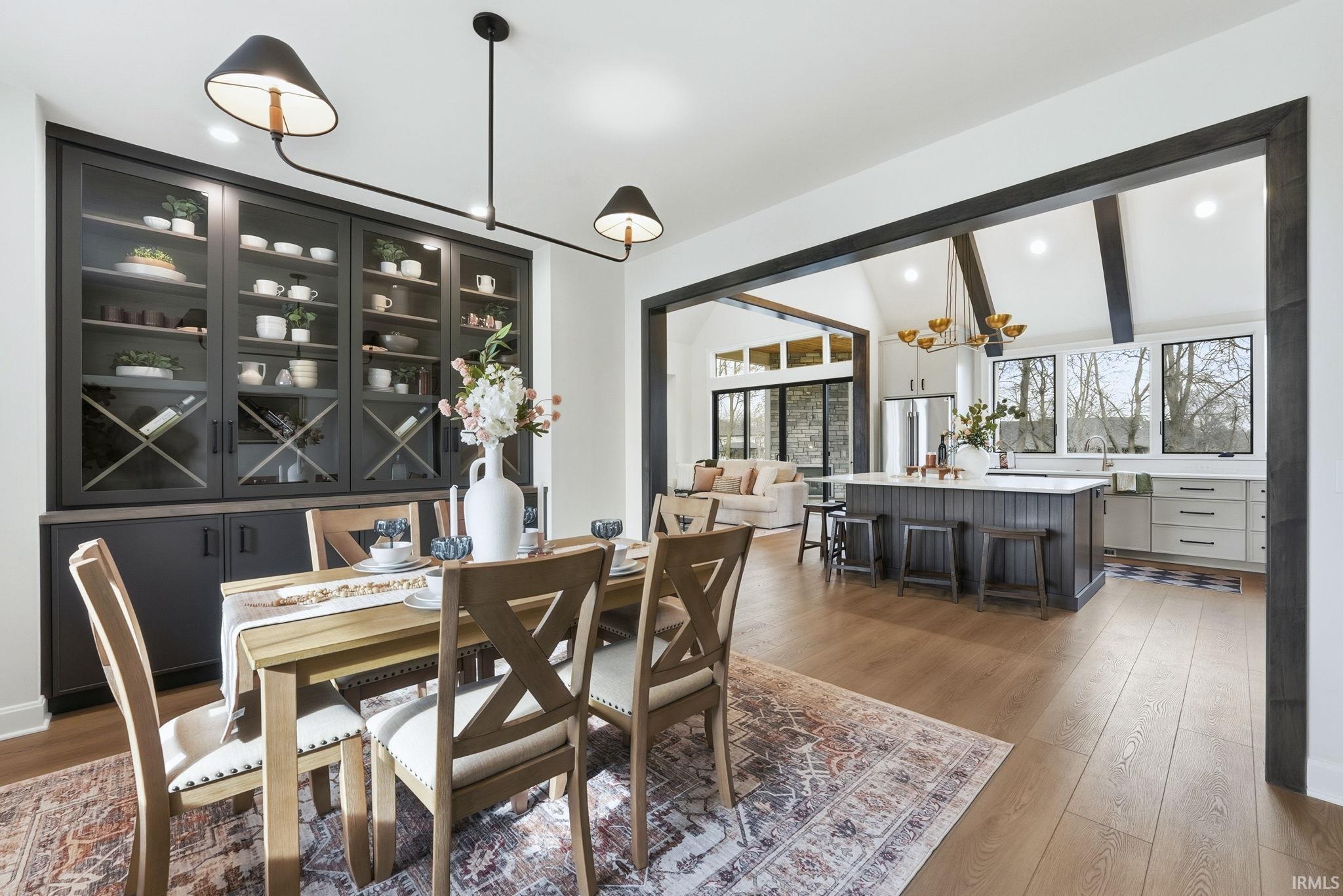 Photo 15 of 607 E Basalt Drive