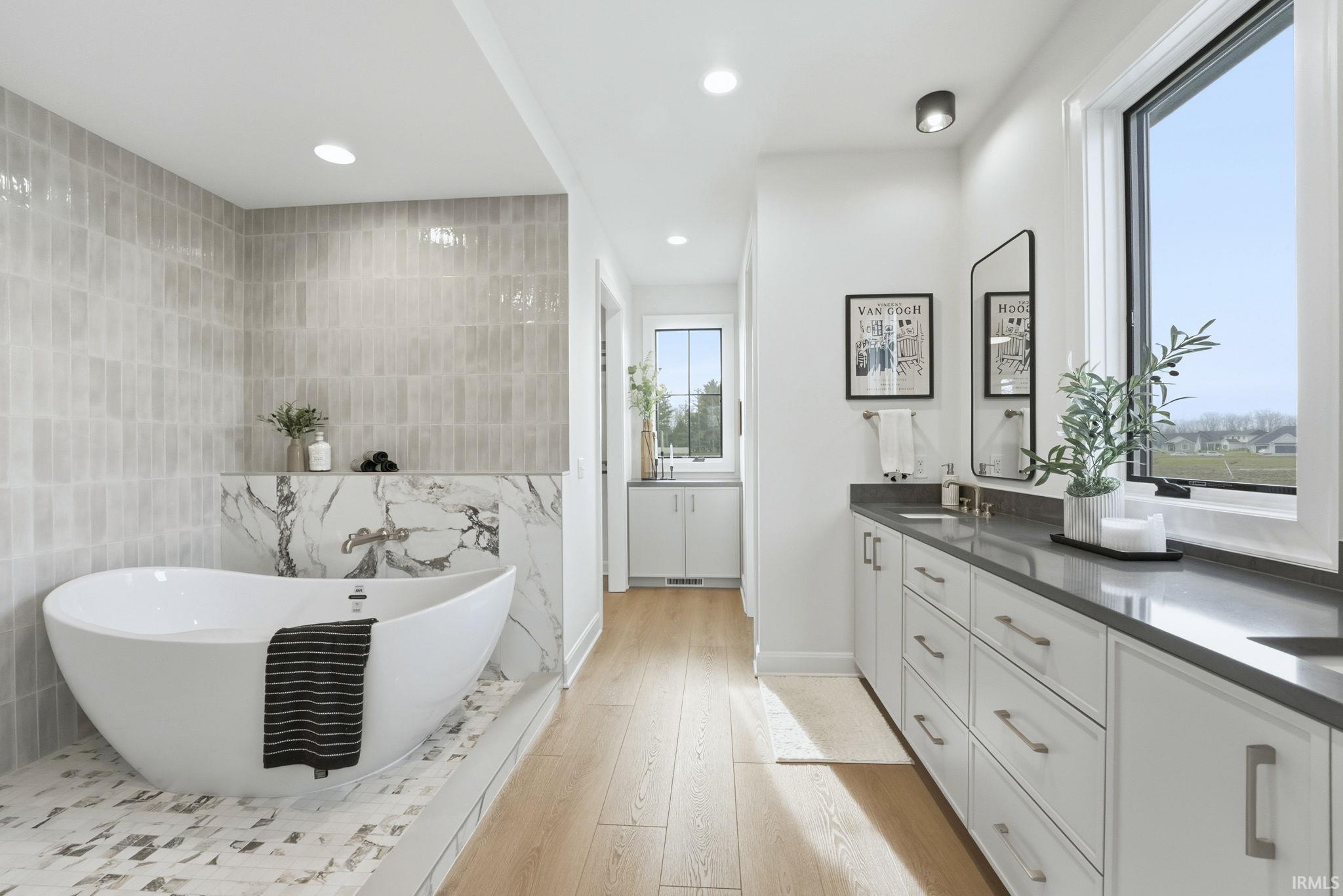 Photo 19 of 607 E Basalt Drive