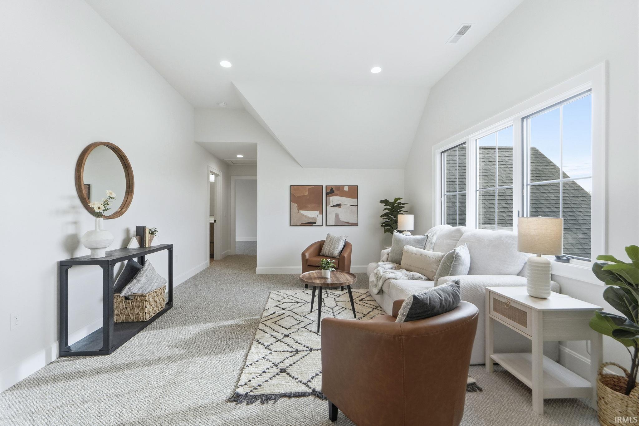 Photo 21 of 607 E Basalt Drive