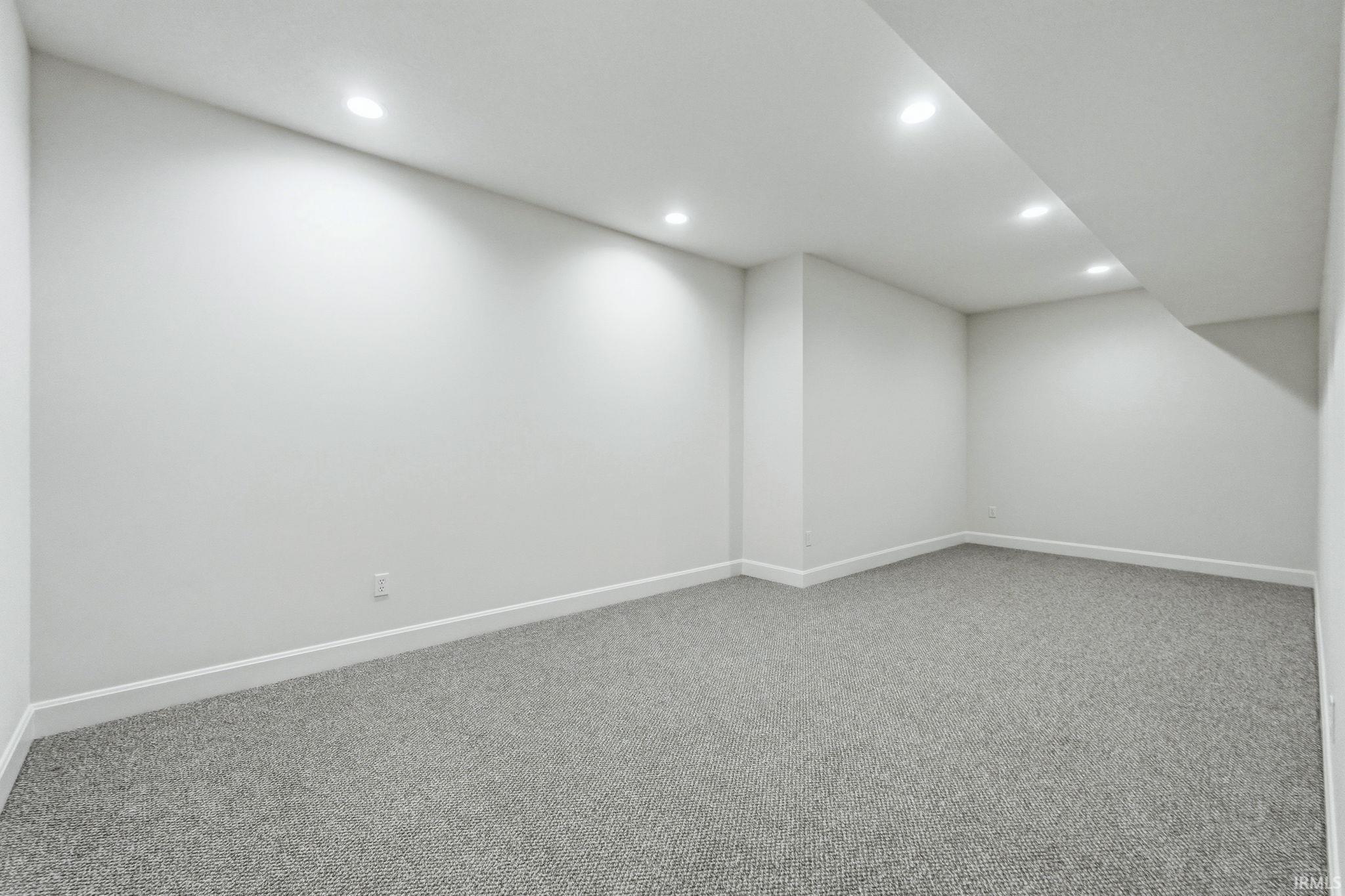 Photo 27 of 607 E Basalt Drive