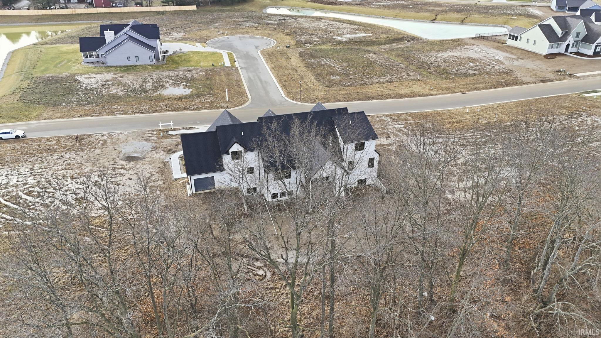 Photo 6 of 607 E Basalt Drive