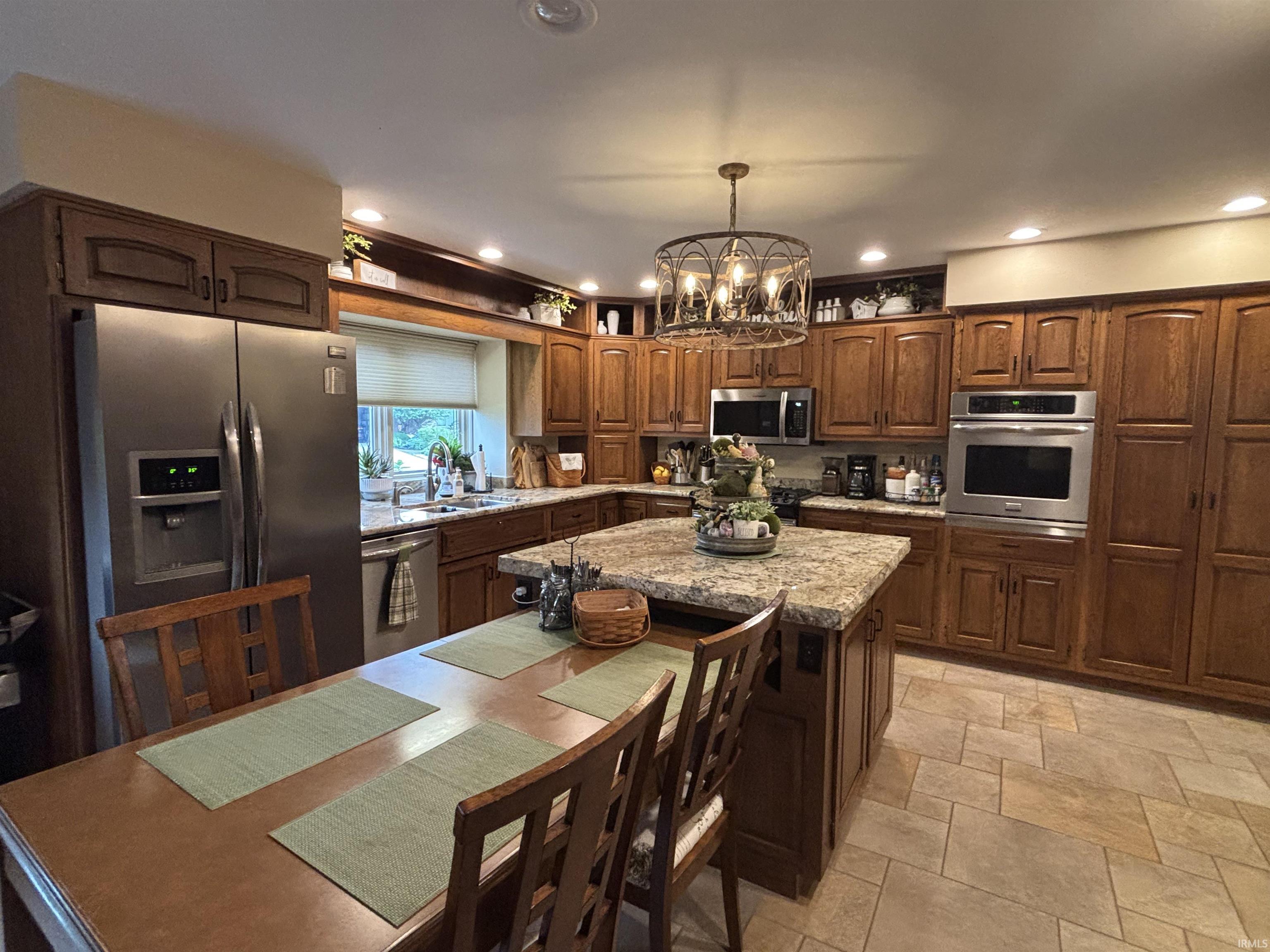 Photo 6 of 9512 CAMBERWELL Drive