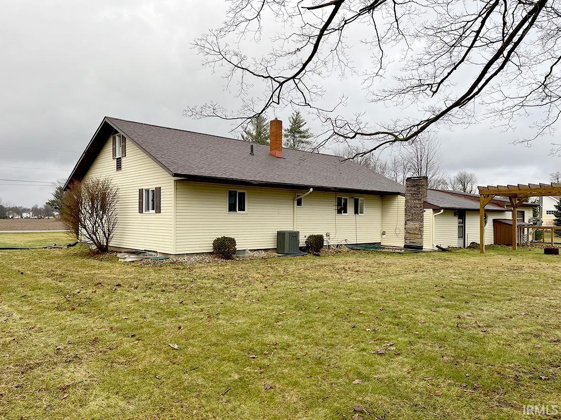 Photo 11 of 2706 Berkey Avenue