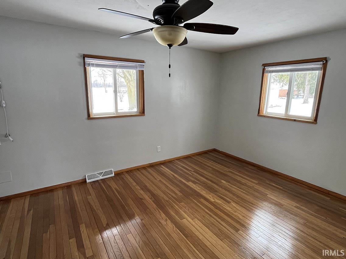 Photo 21 of 2706 Berkey Avenue